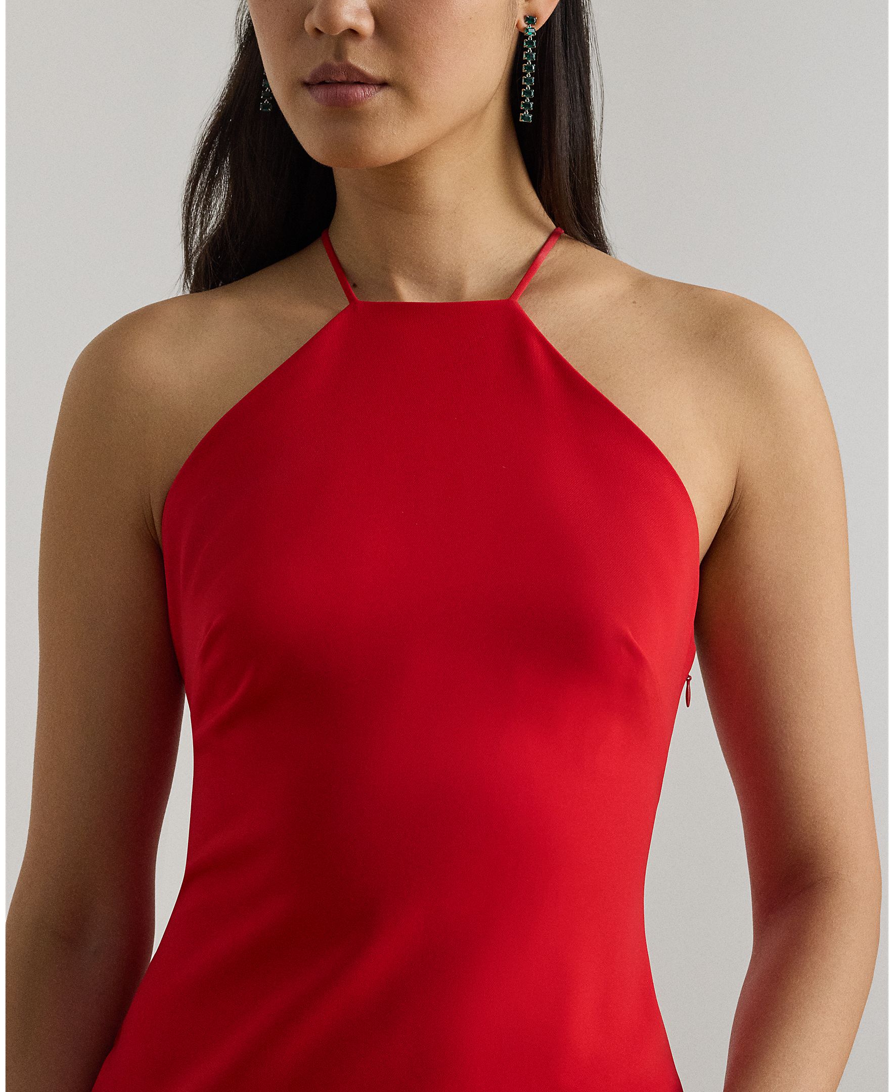 Vestido Comprido com Gola Halter e Abertura Lateral Vermelho-4