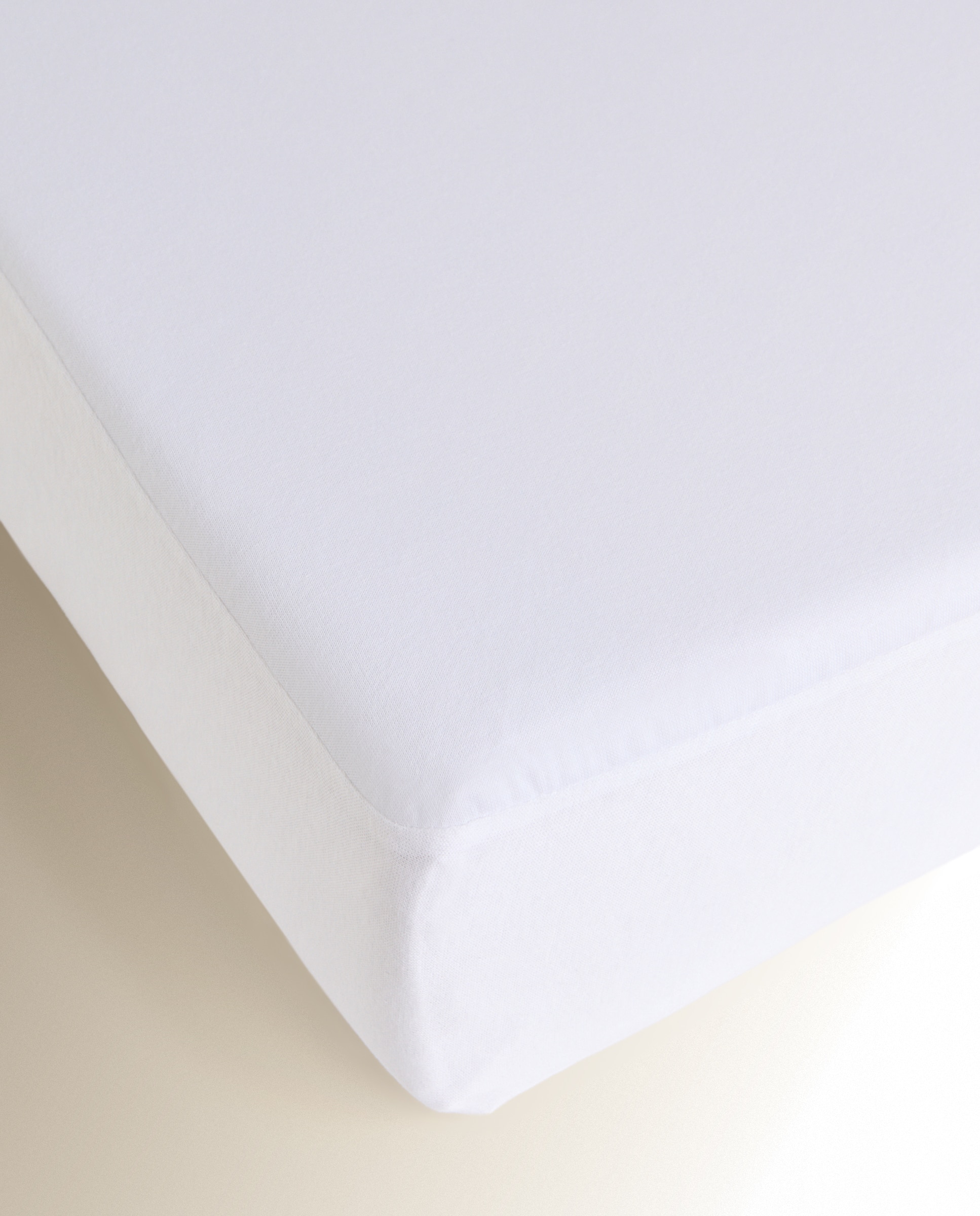 Imagen 0 de Protector de colchón impermeable Antialérgenos Blanco
