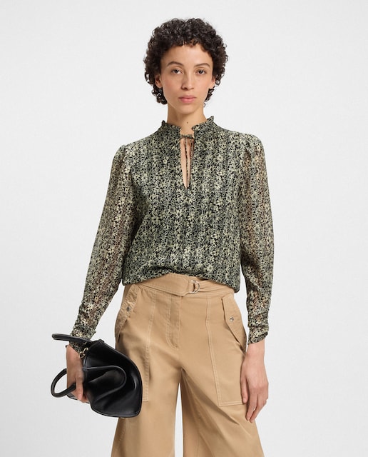 Imagem 0 de Camisa com Gola à Padre e Manga Comprida