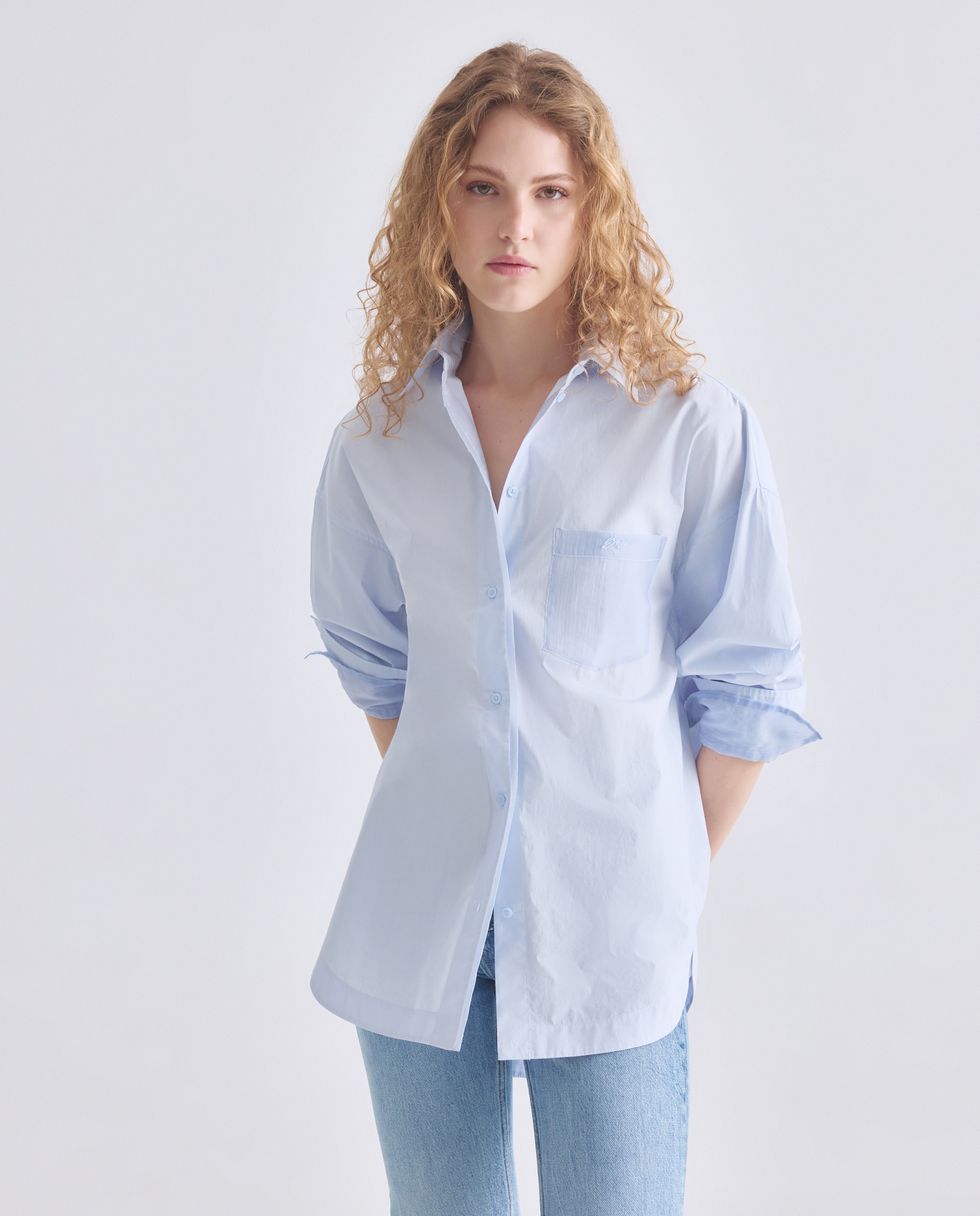 Imagem 0 de Camisa Relaxed com Detalhes de Mangas Duplas.