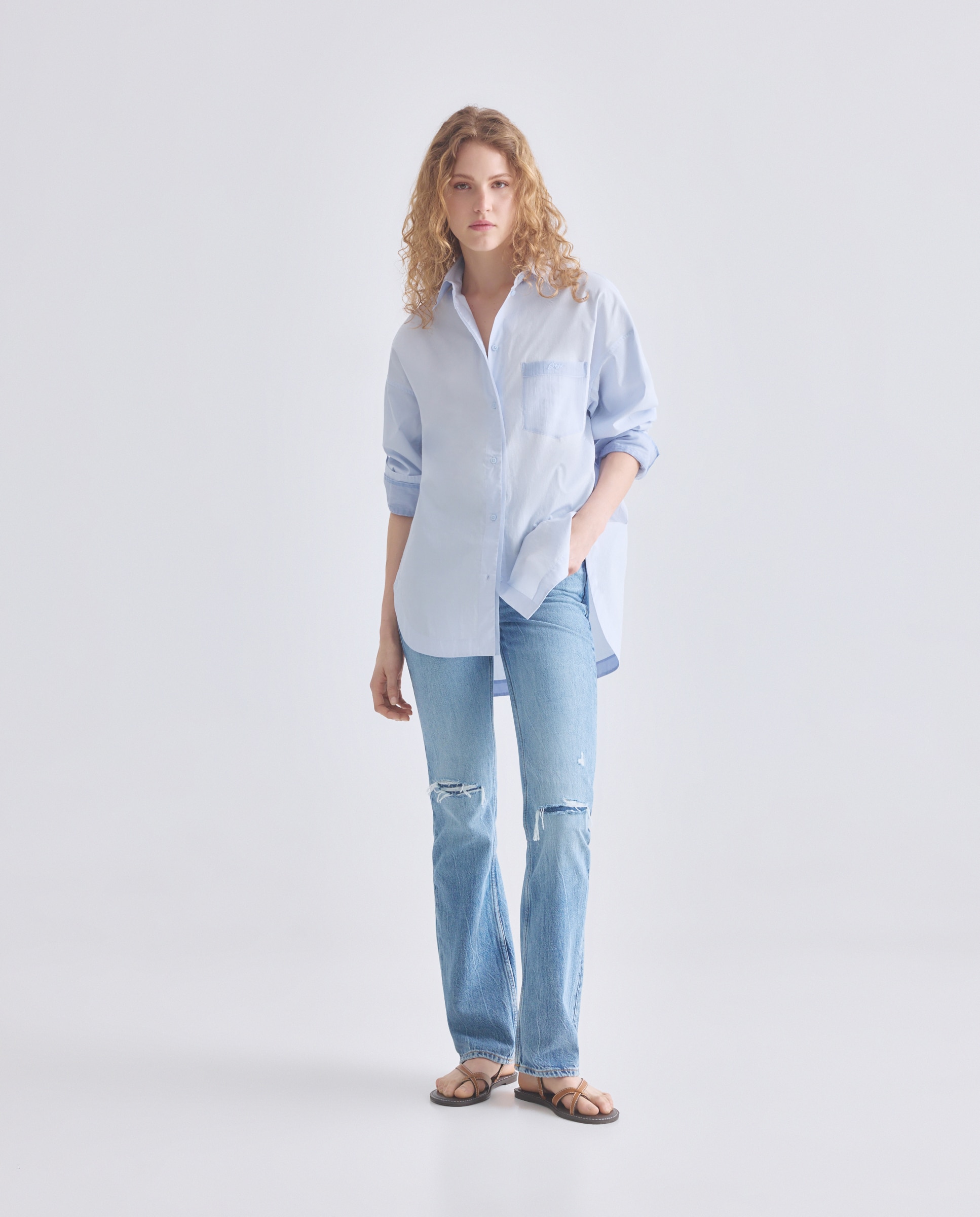Camisa Relaxed com Detalhes de Mangas Duplas. Azul-2