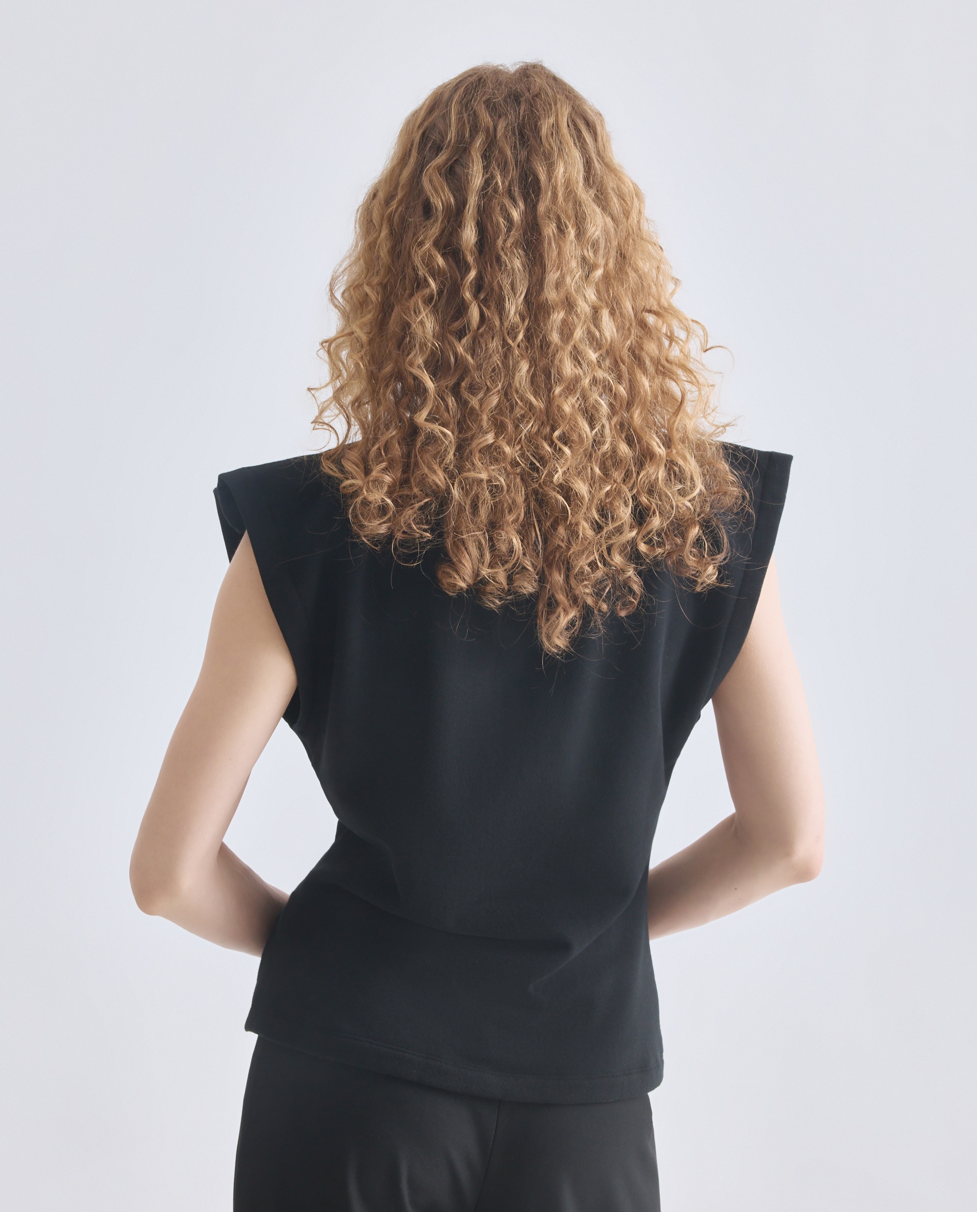 T-shirt Relaxed com Manga Curta Preto-3