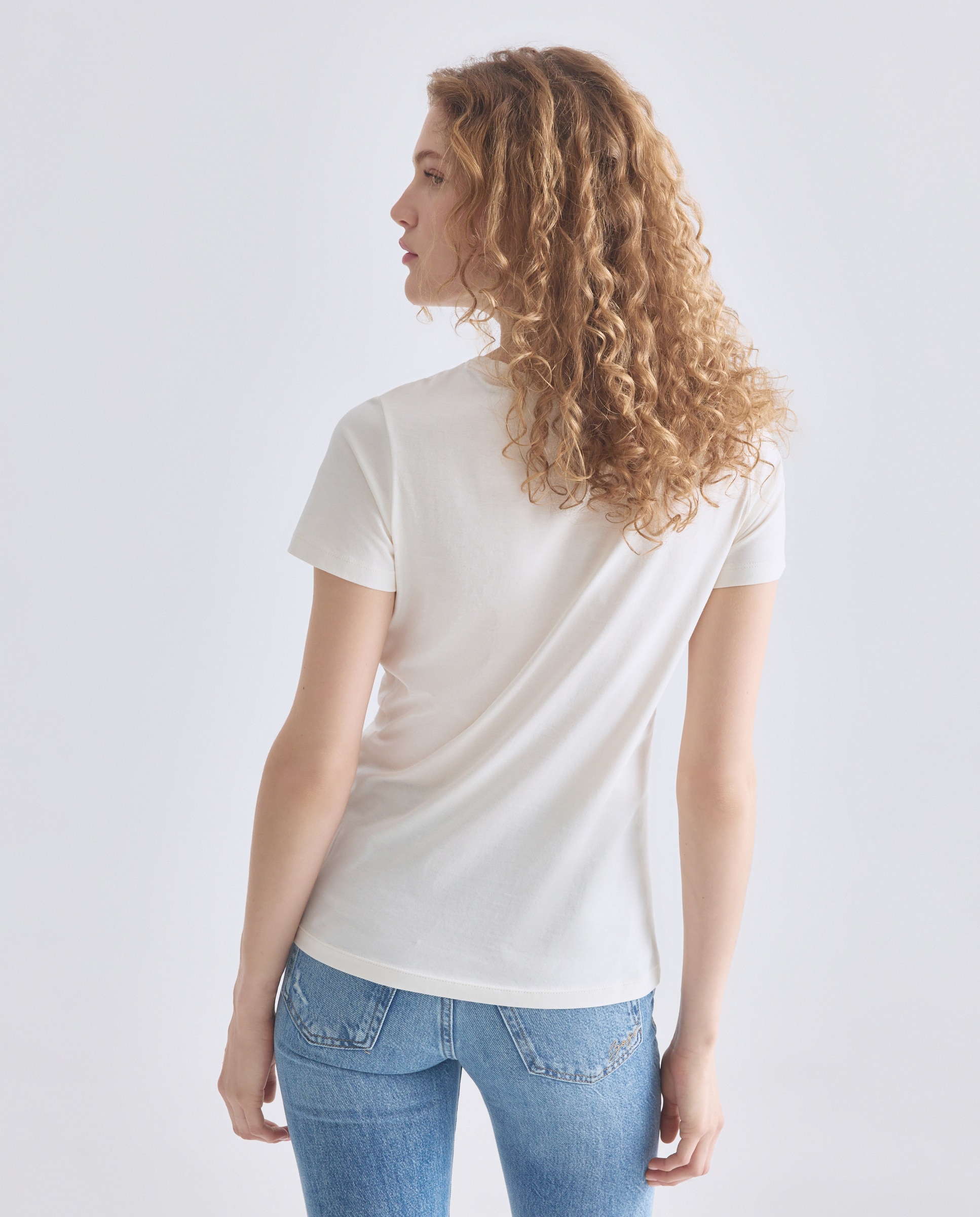 T-shirt Slim com Manga Curta Branco-3