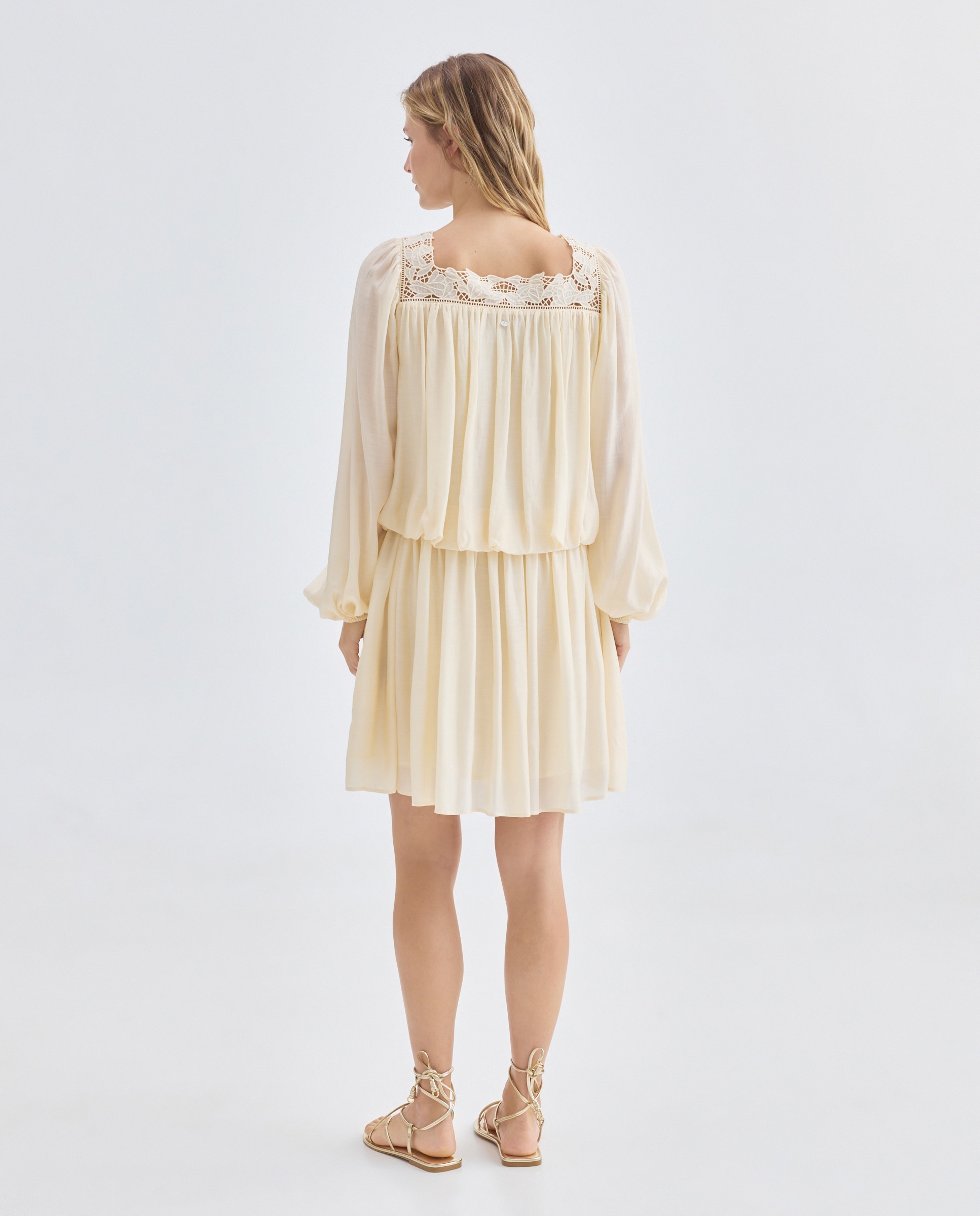 Vestido mini Bege-3