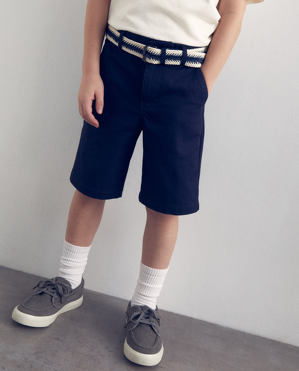 Bermudas com Cinto Azul-marinho-3