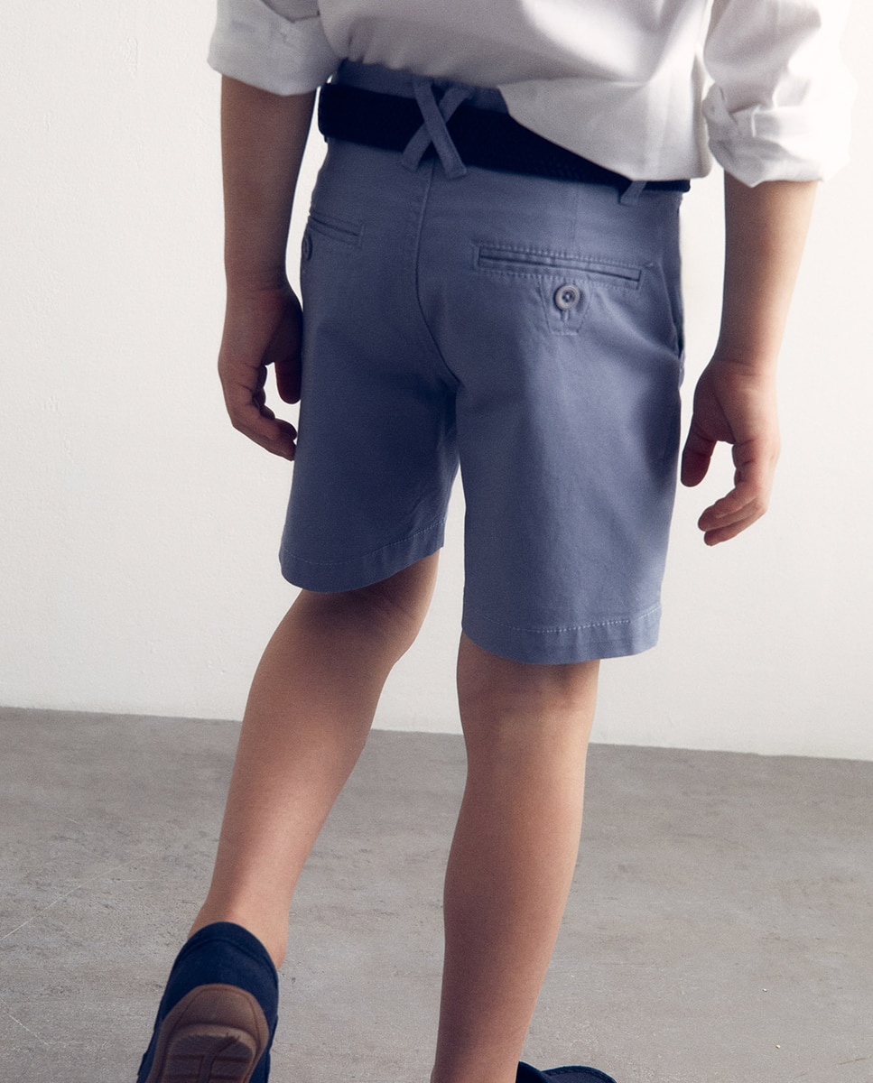 Bermudas com Cinto Azul-3