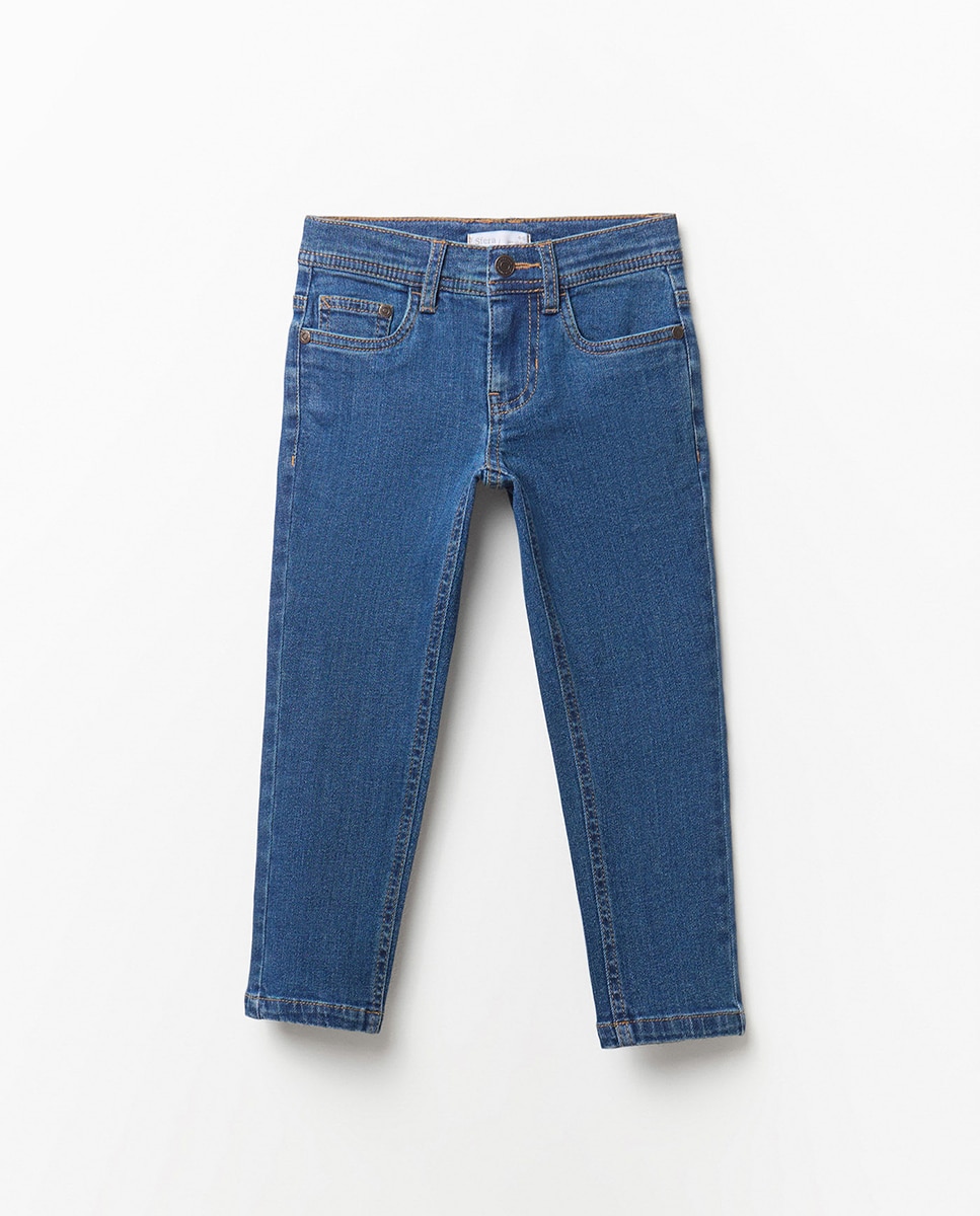 Imagem 0 de Jeans Básicas