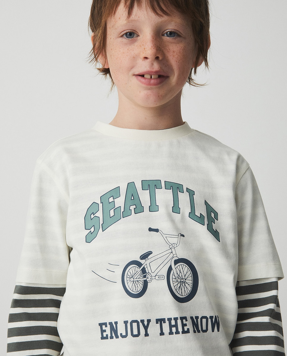 Imagen 0 de Camiseta college 