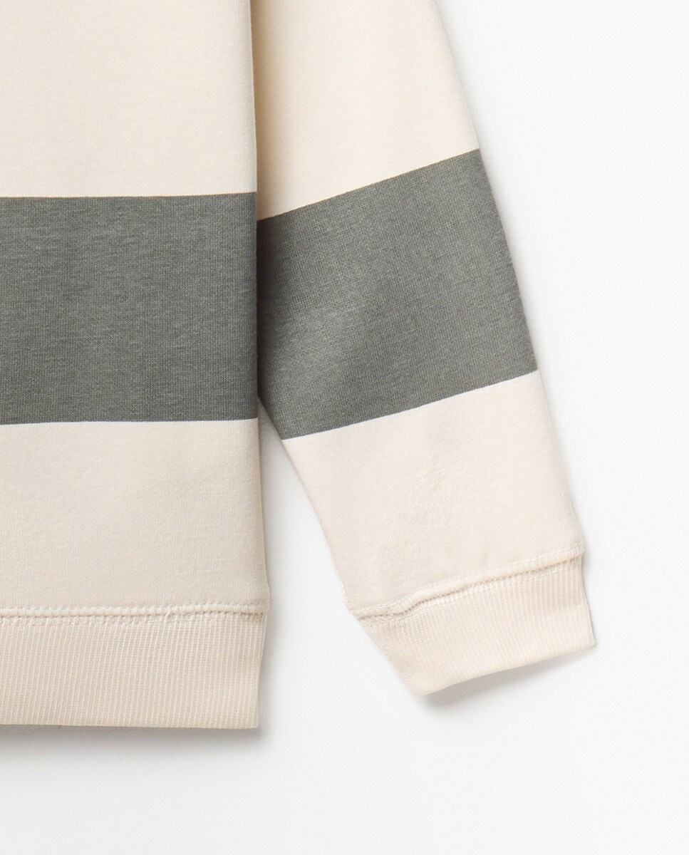 Sweatshirt às Riscas com Bordado Verde-3