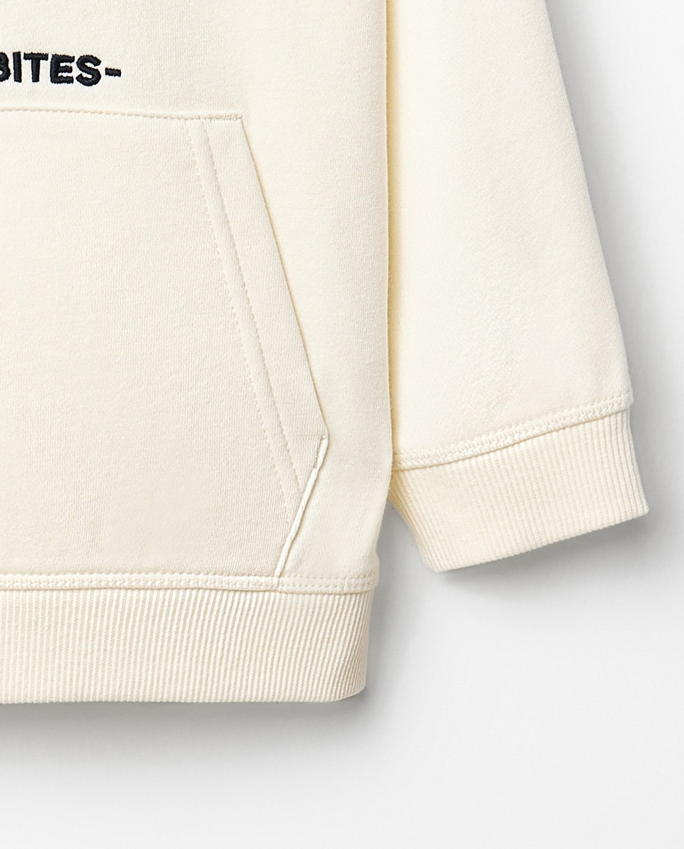Sweatshirt Bordada com Capuz Sfera Branco-marfim-3