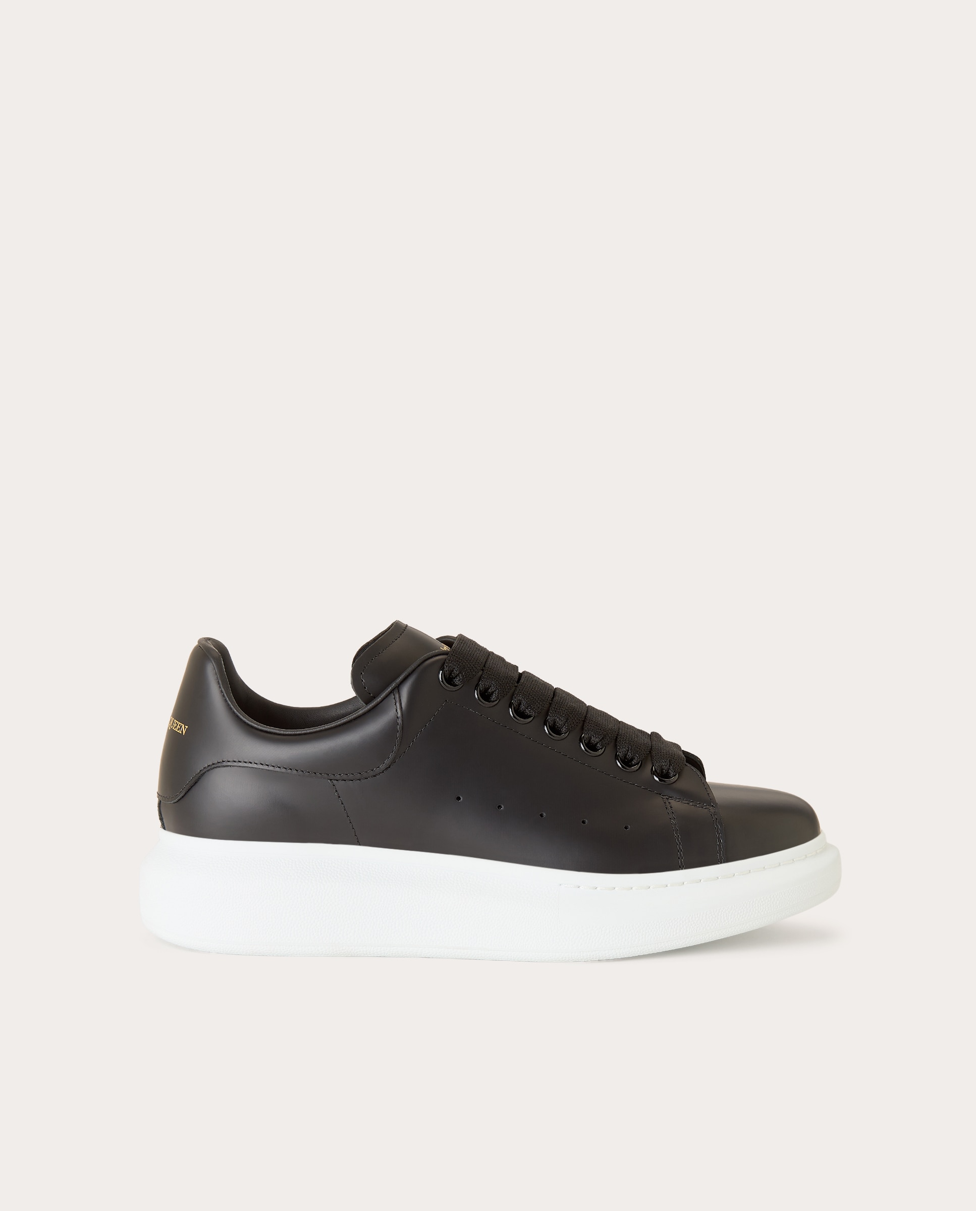 Imagen 0 de Zapatillas oversized de piel Negro