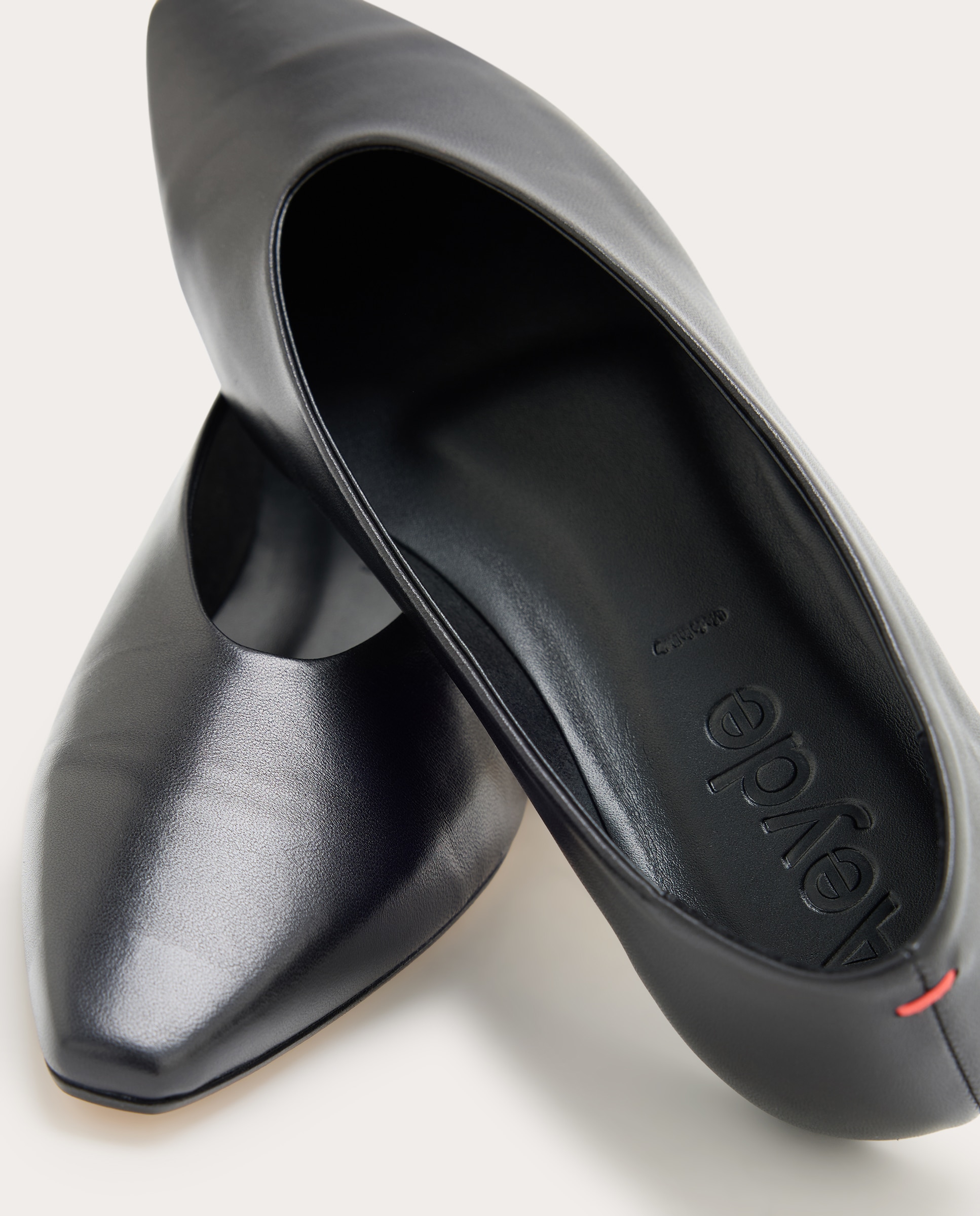 Sabrinas Betty de pele Preto-5