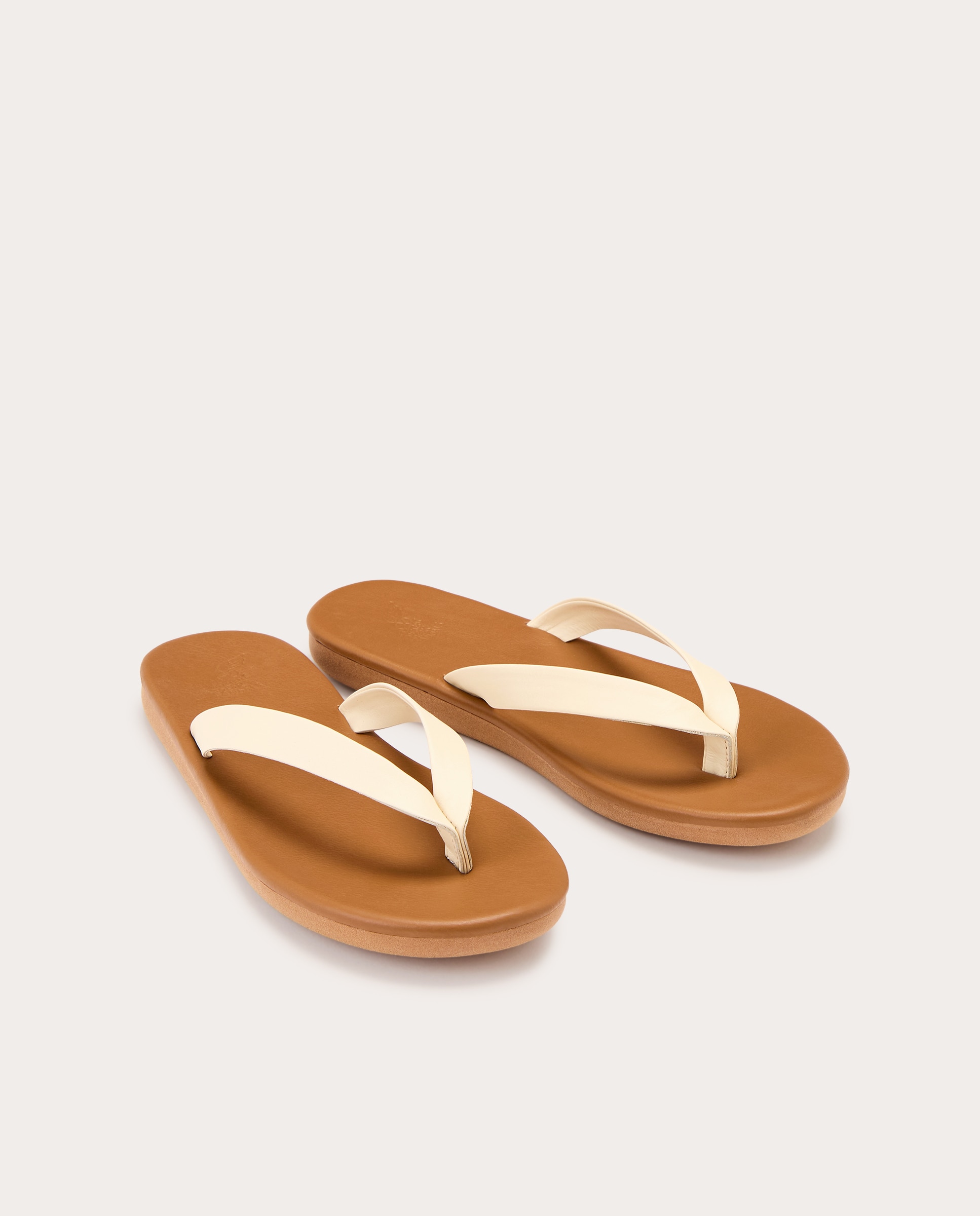 Sandálias Rasas Flipflop em Pele Camel-2