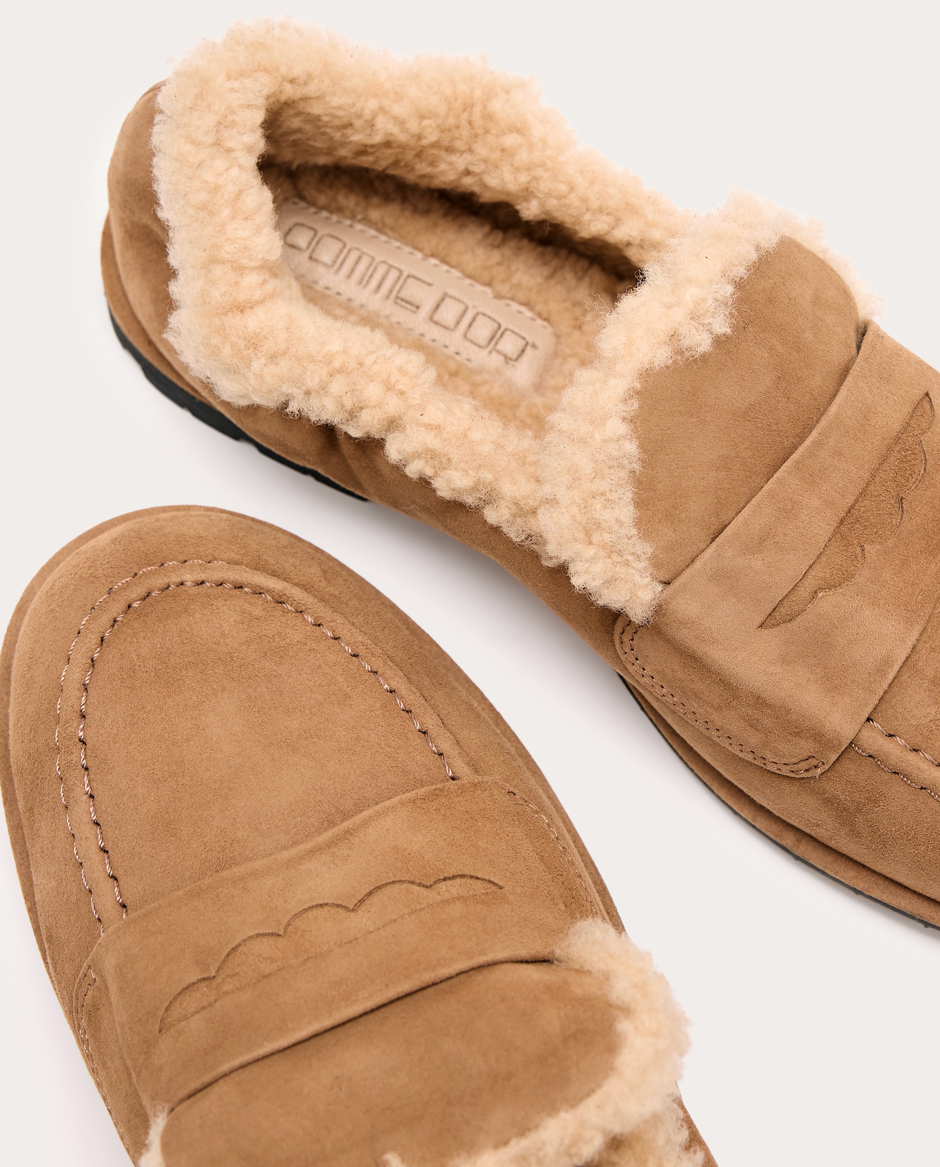Mocassins Mia de Camurça com Forro de Pelo Castanho-claro-5