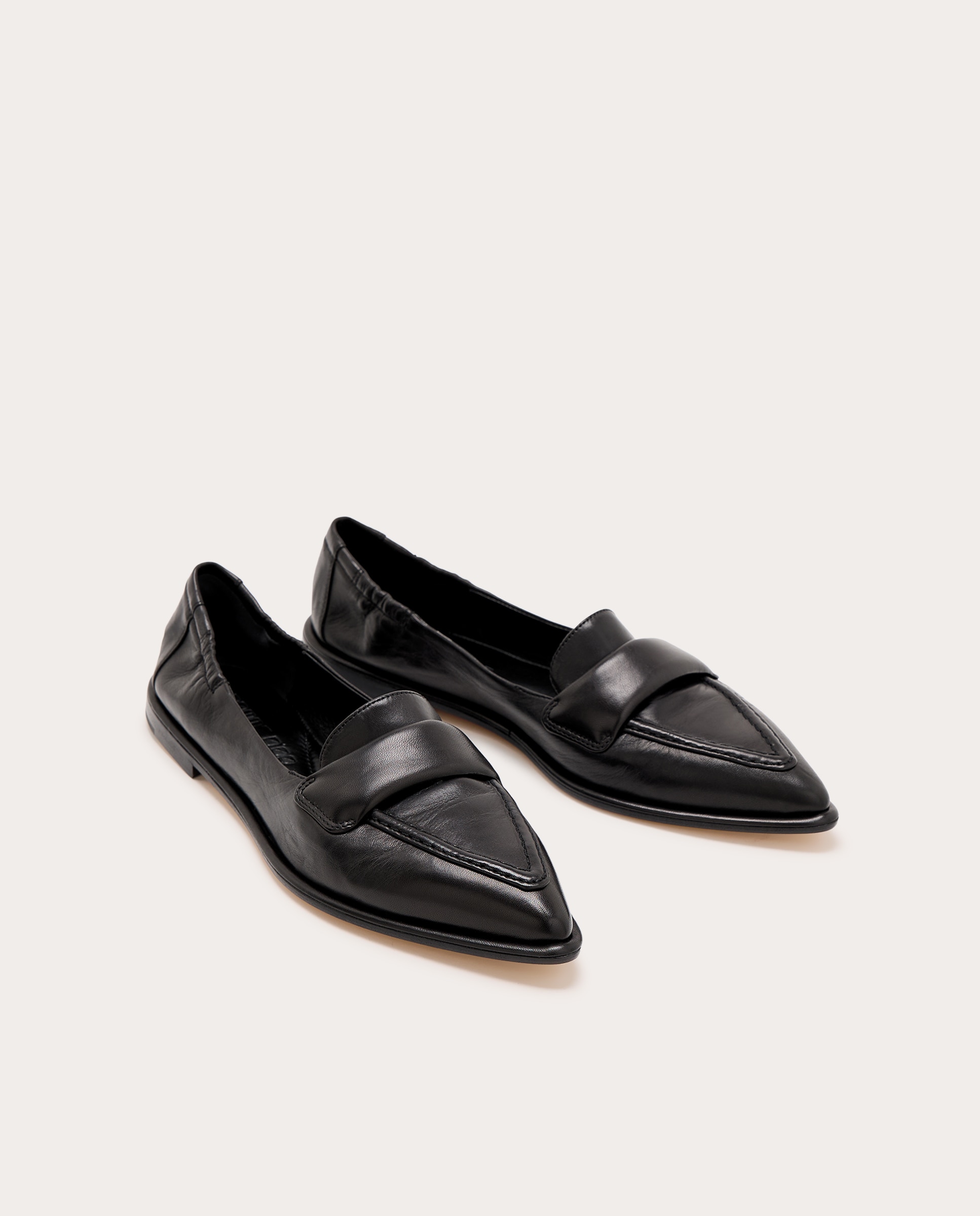 Imagen 2 de Mocasines Grace de piel - Negros Negros
