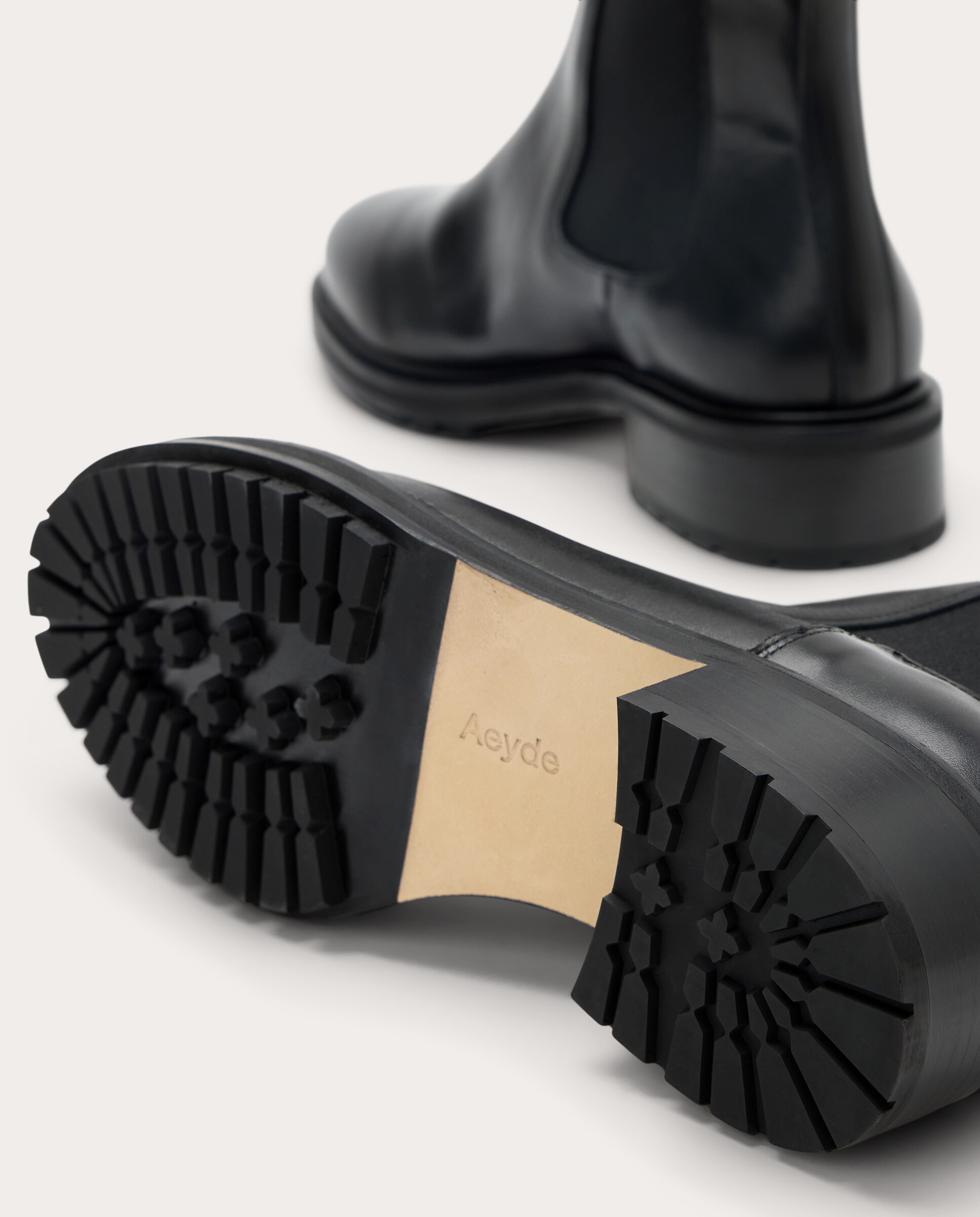 Botins Jack em Pele Preto-4