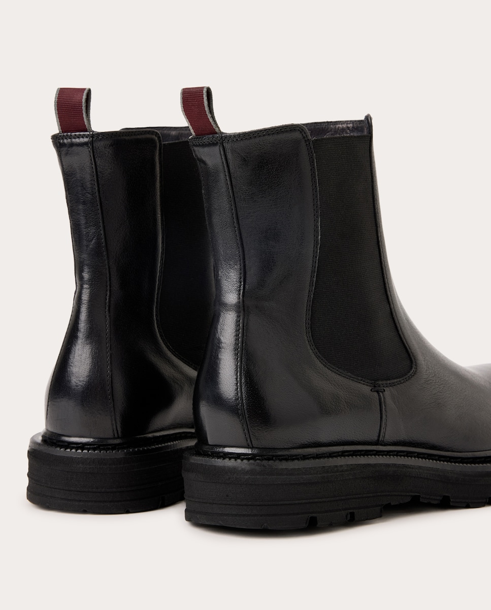 Botins Chelsea em Pele Preto-3