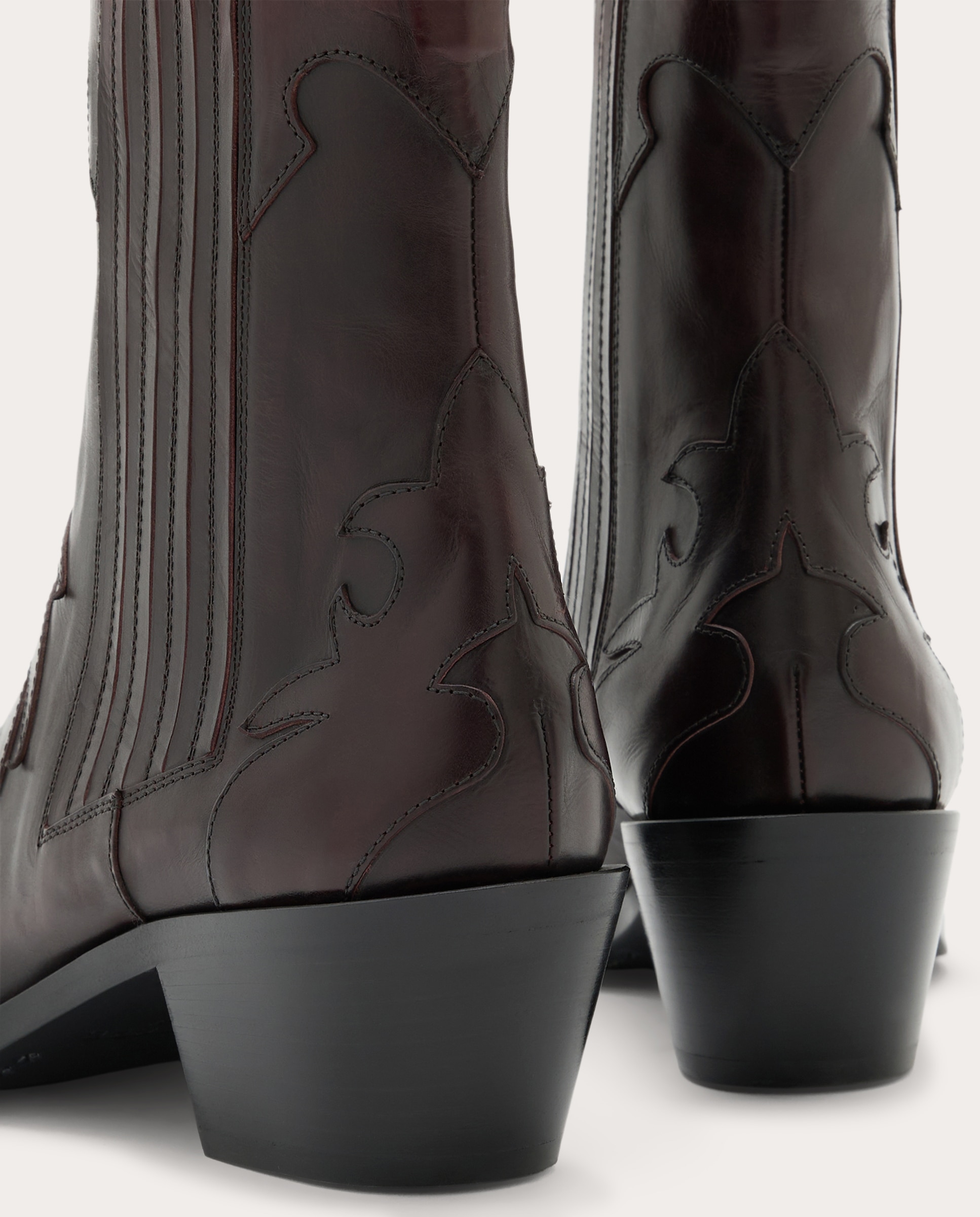 Botins Ebano em Pele Bordeaux-3