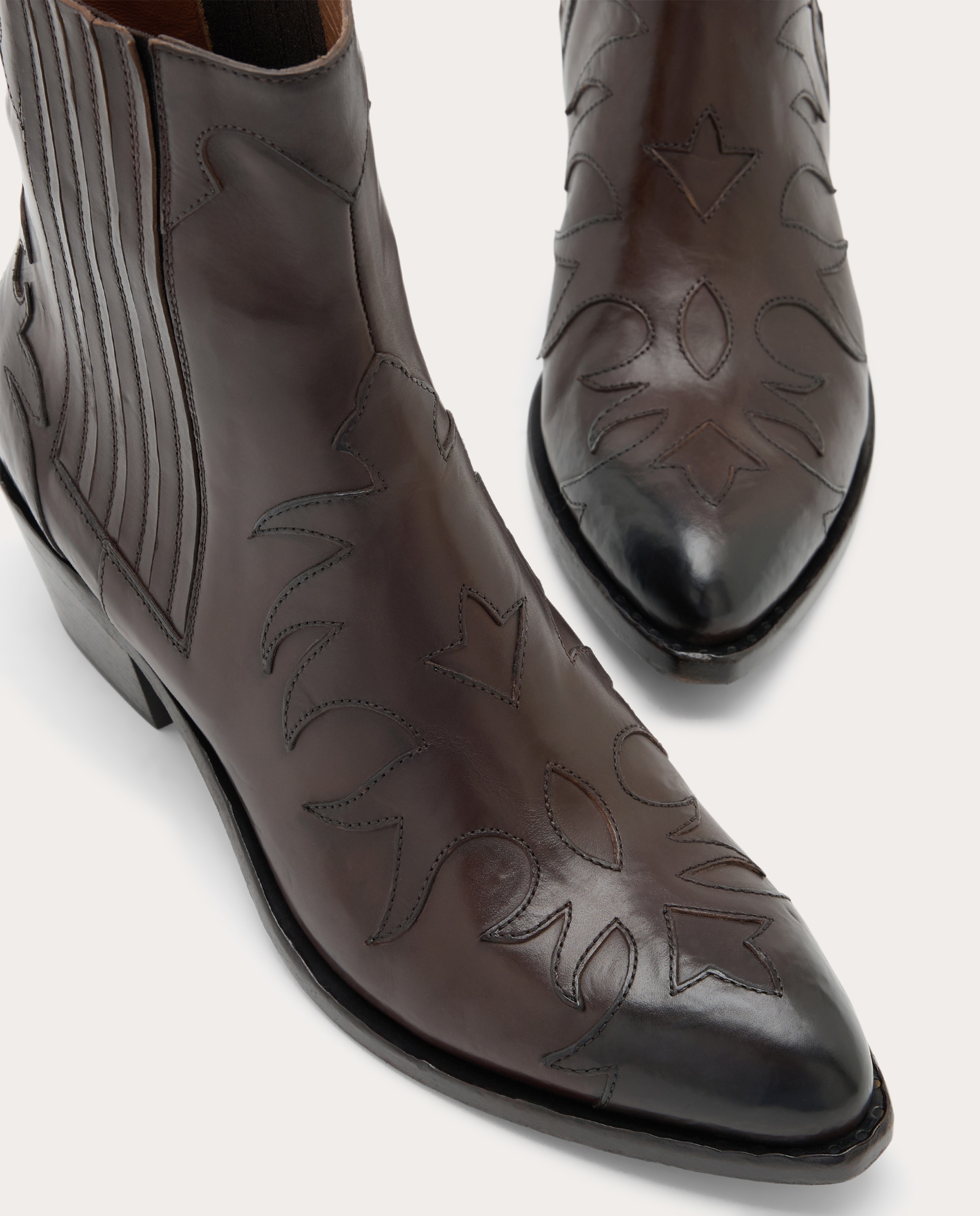 Botins Ebano em Pele Castanho-escuro-4