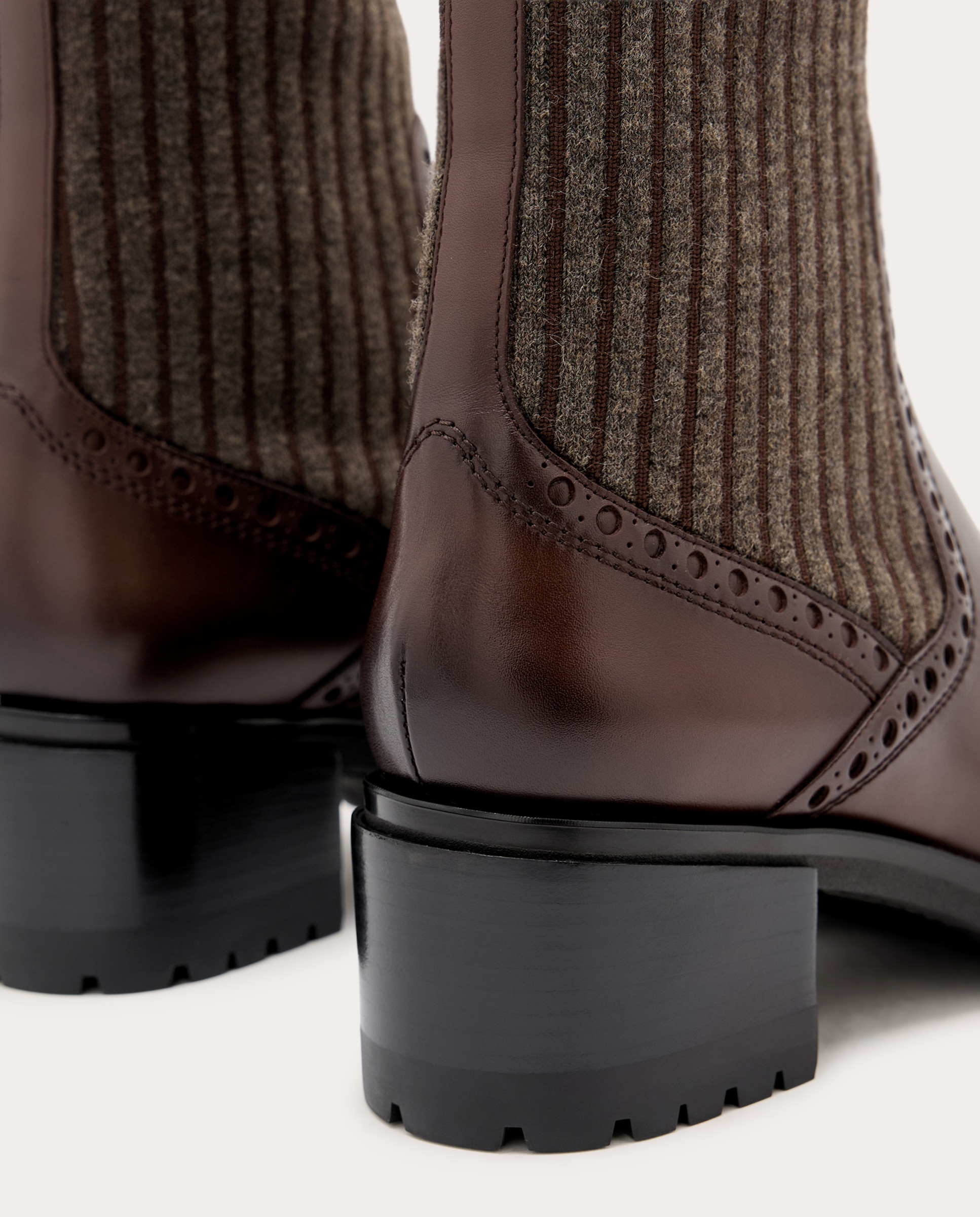 Imagen 3 de Botín Chelsea brogue de piel - Marrón Marrón