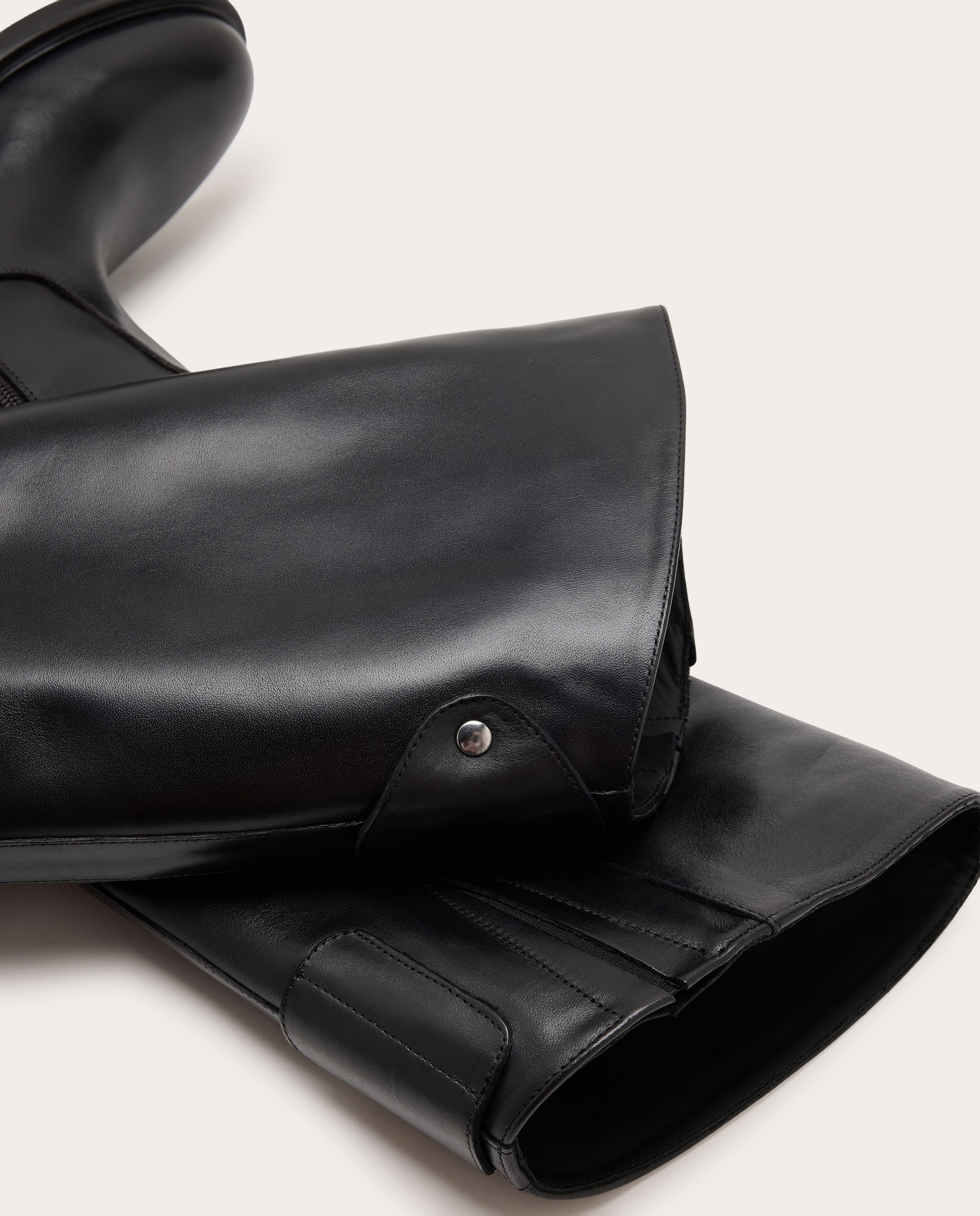 Imagen 5 de Botas planas Finn de piel - Negro Negro