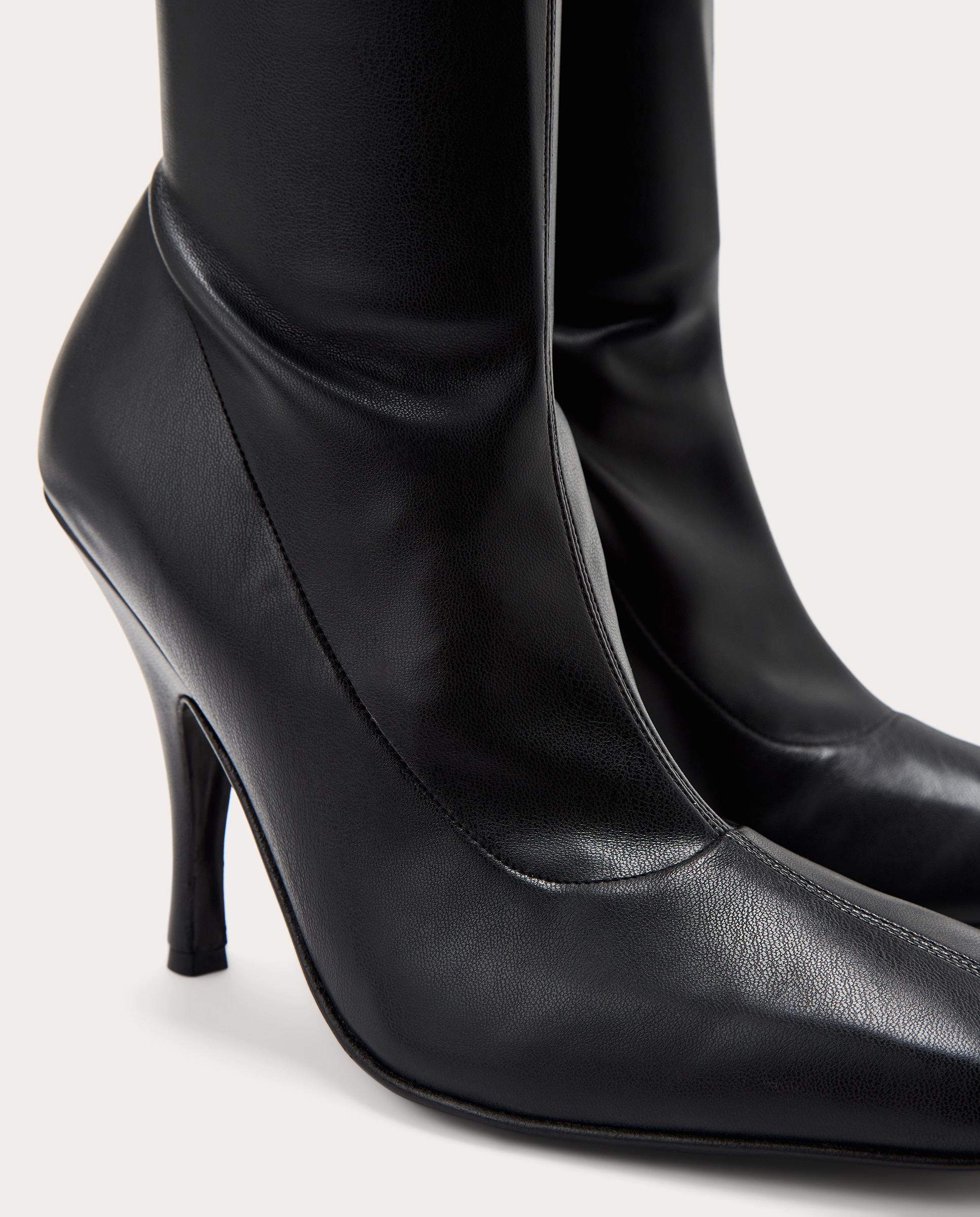 Imagen 4 de Botas altas Lolita de piel sintética - Negro Negro