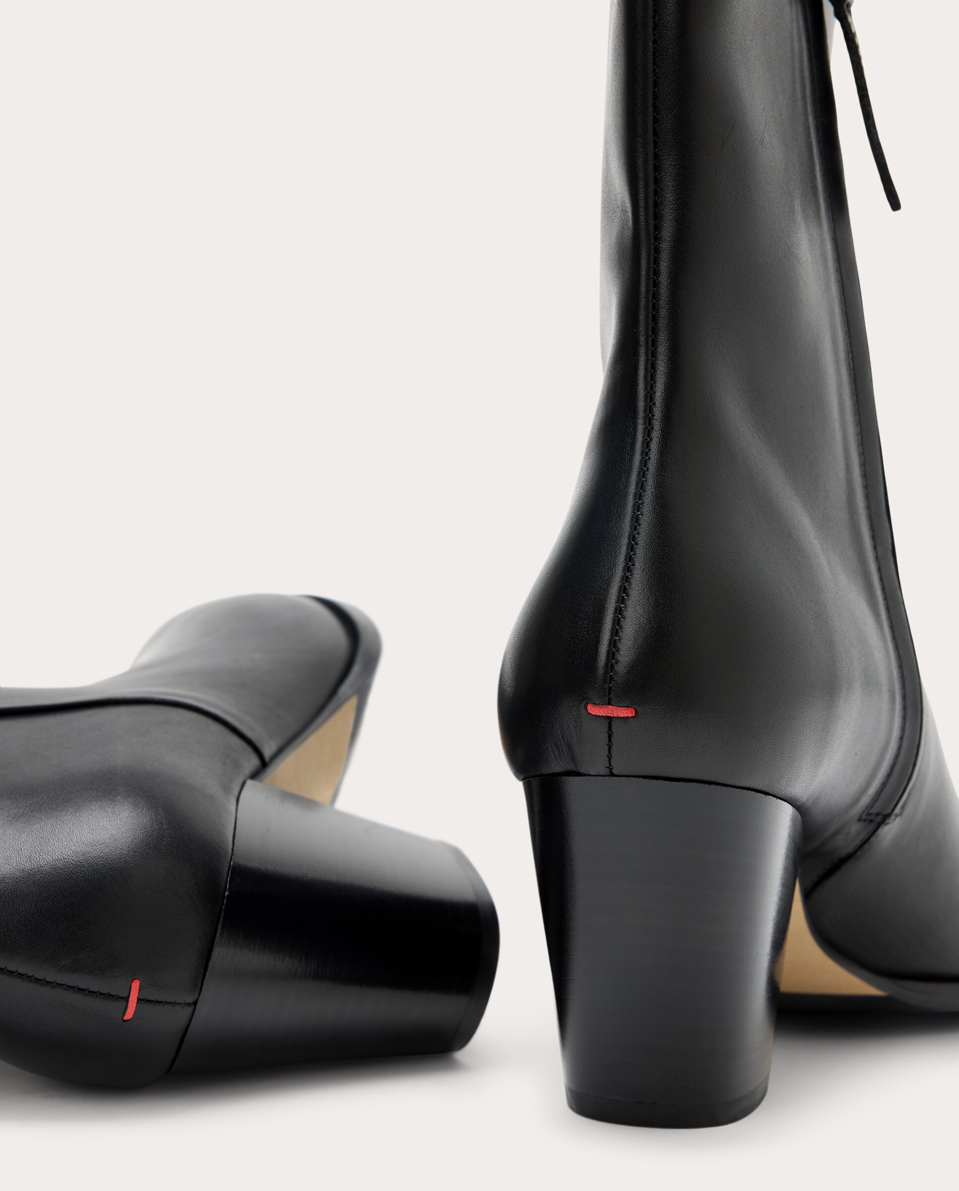 Botins Hedvig em Pele Preto-5
