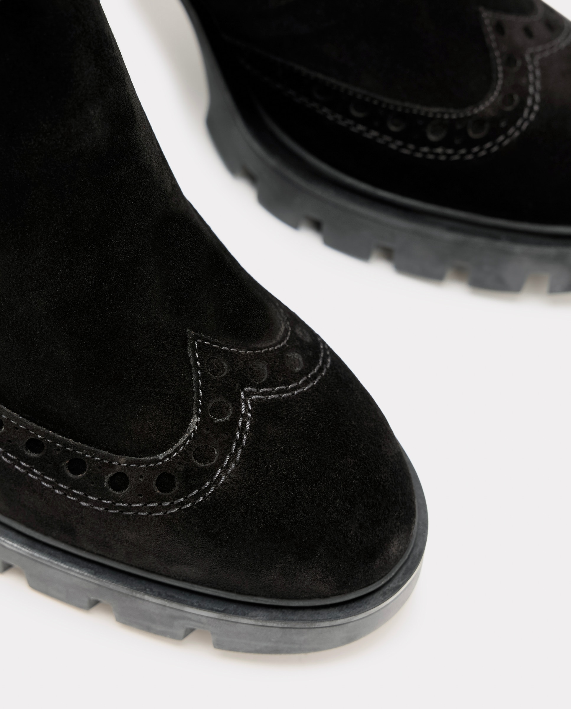 Imagen 4 de Botín Chelsea brogue de piel con tacón - Negro Negro