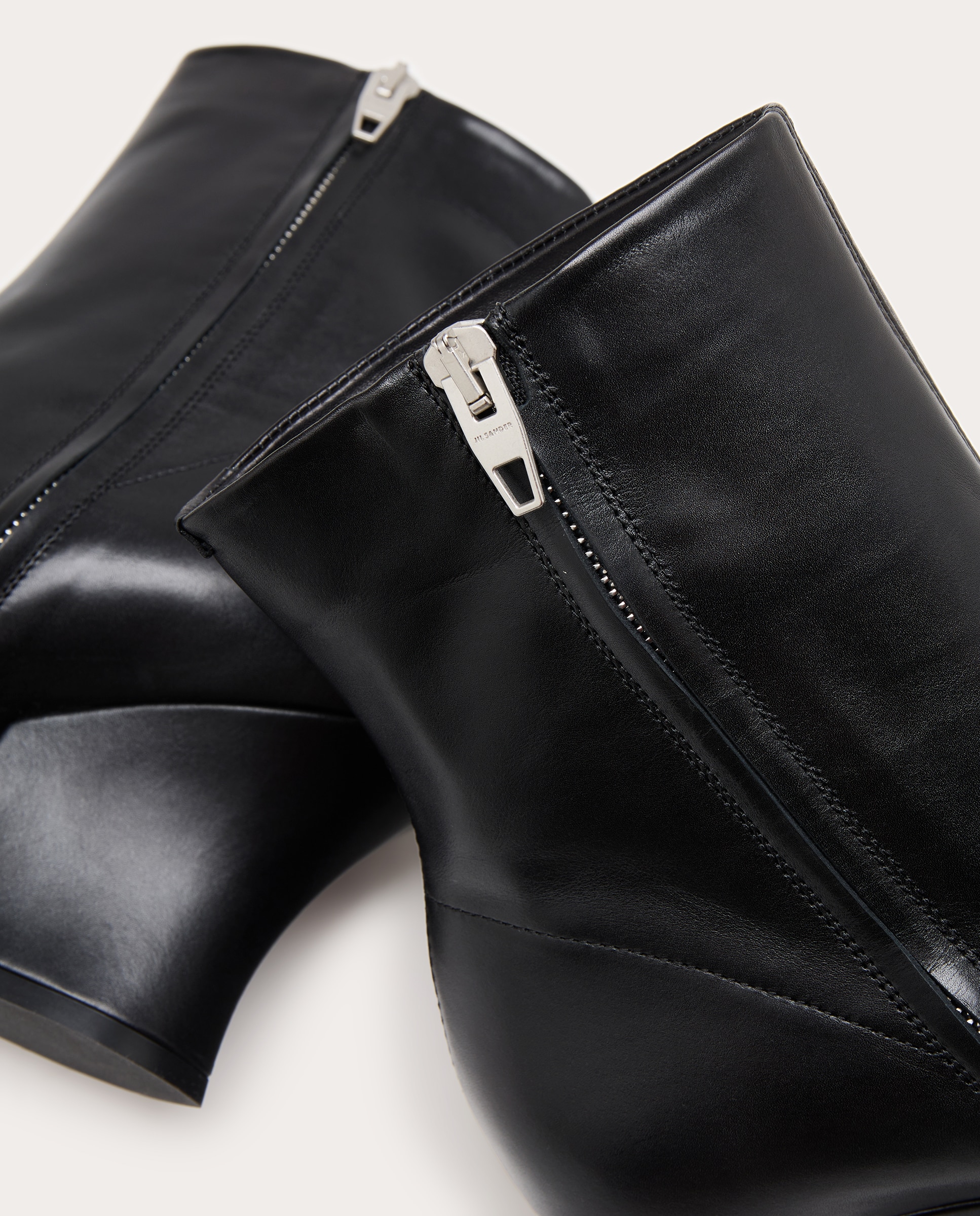 Imagen 4 de Botines Lune de piel - Negro Negro