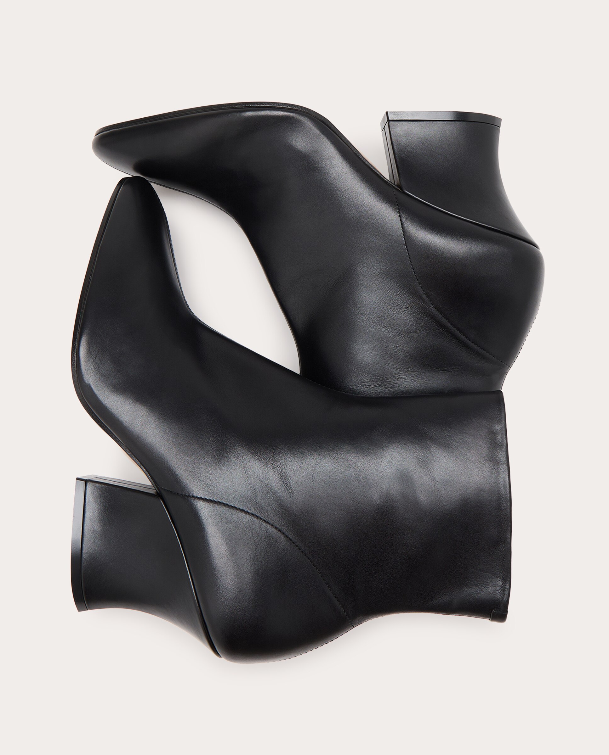 Imagen 5 de Botines Lune de piel - Negro Negro