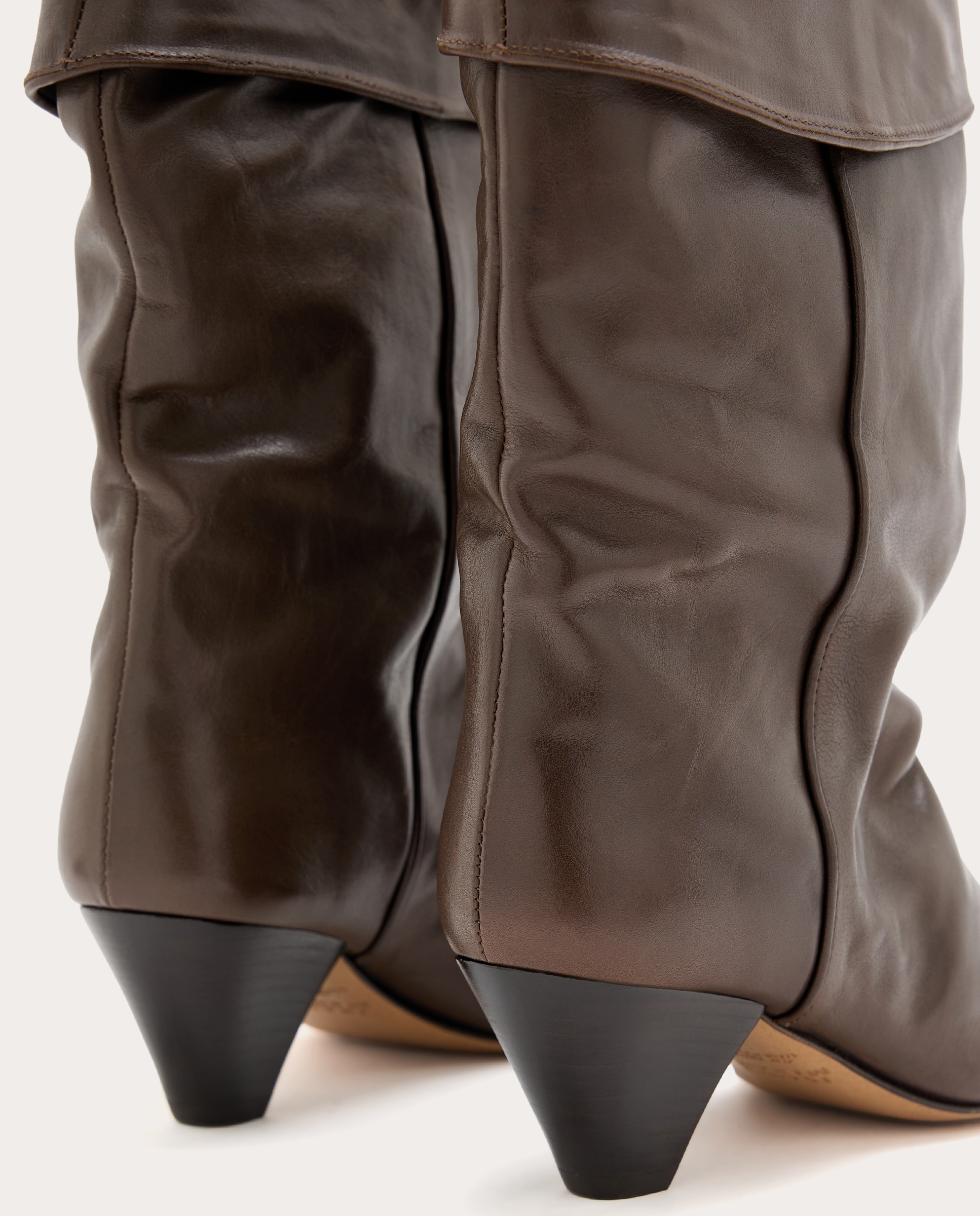 Botins de Salto Dalby em Pele Castanho-3