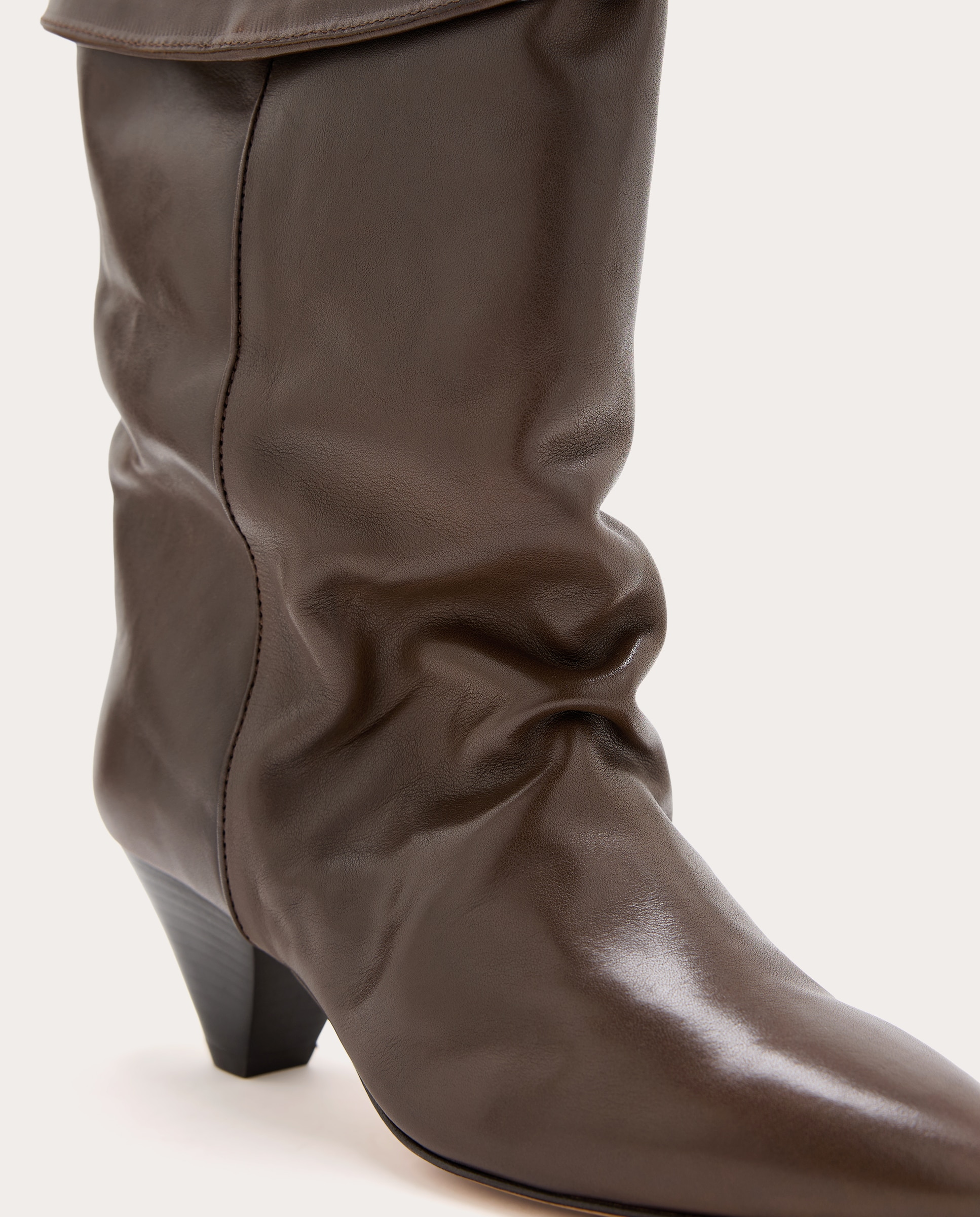Botins de Salto Dalby em Pele Castanho-4