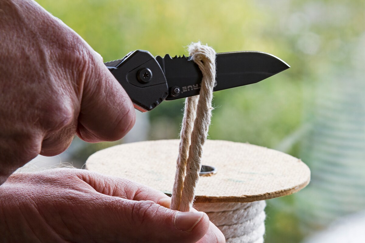 Navaja aluminio 6 cm 4