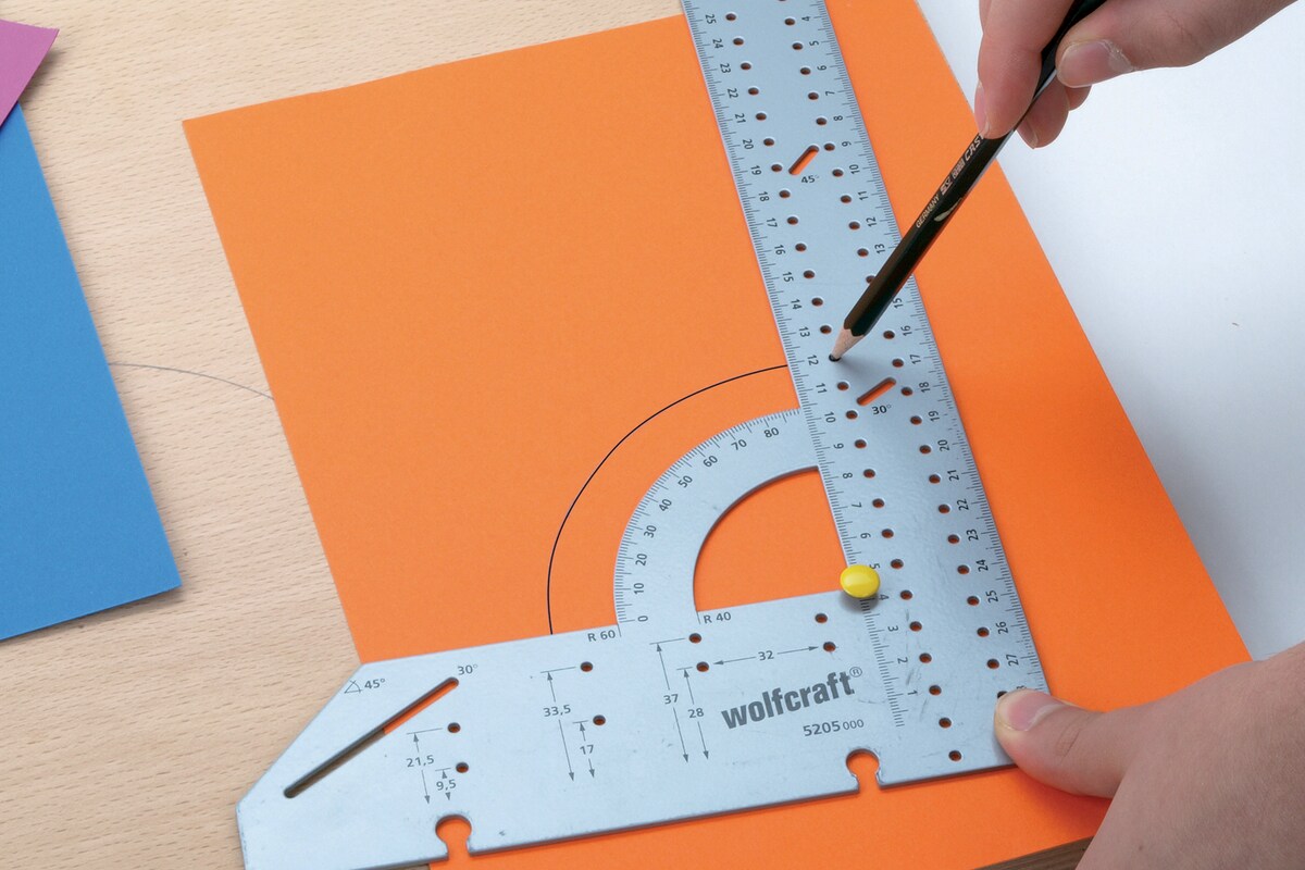 Escuadra universal 5