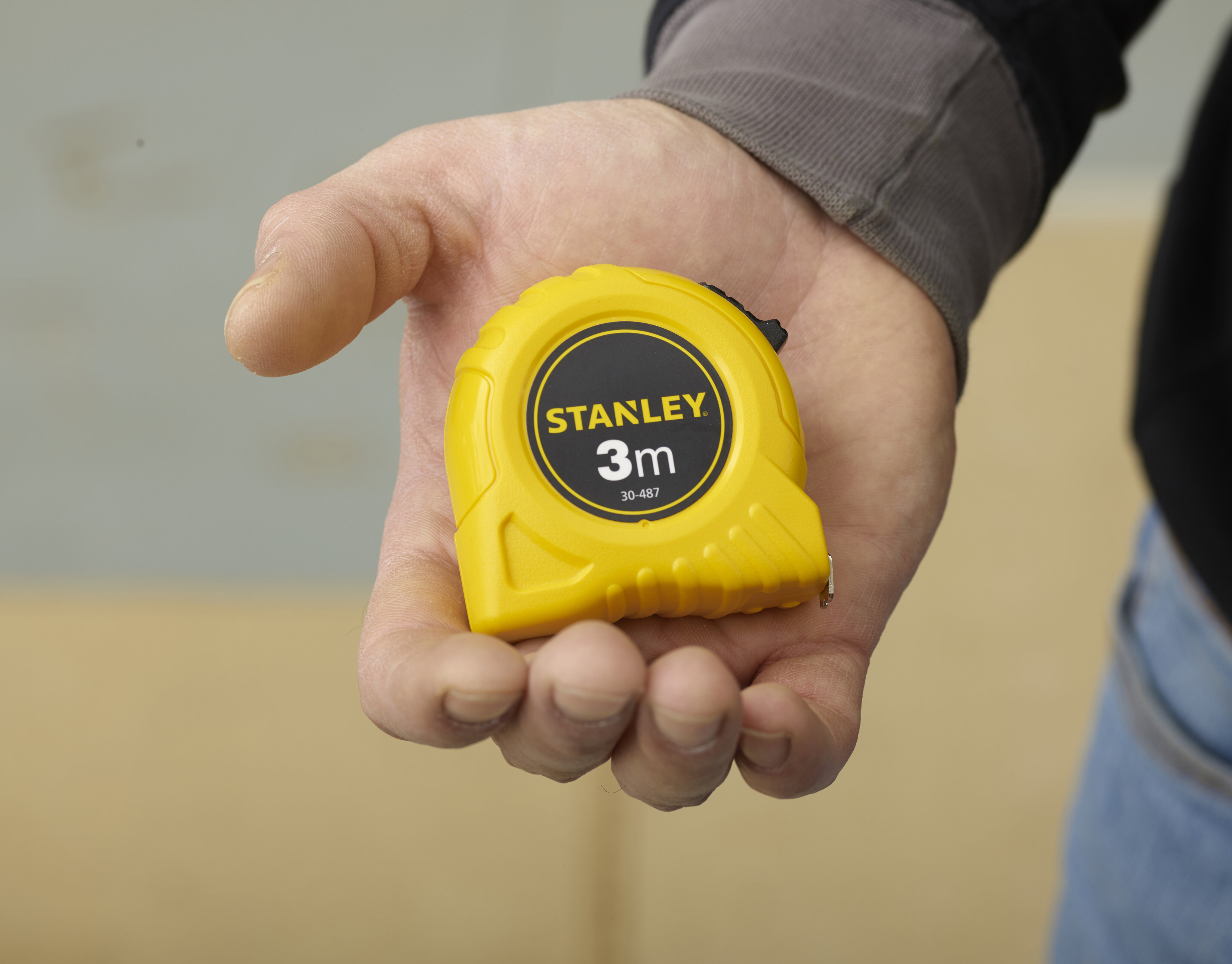 Flexómetro Easylock Amarillo-4