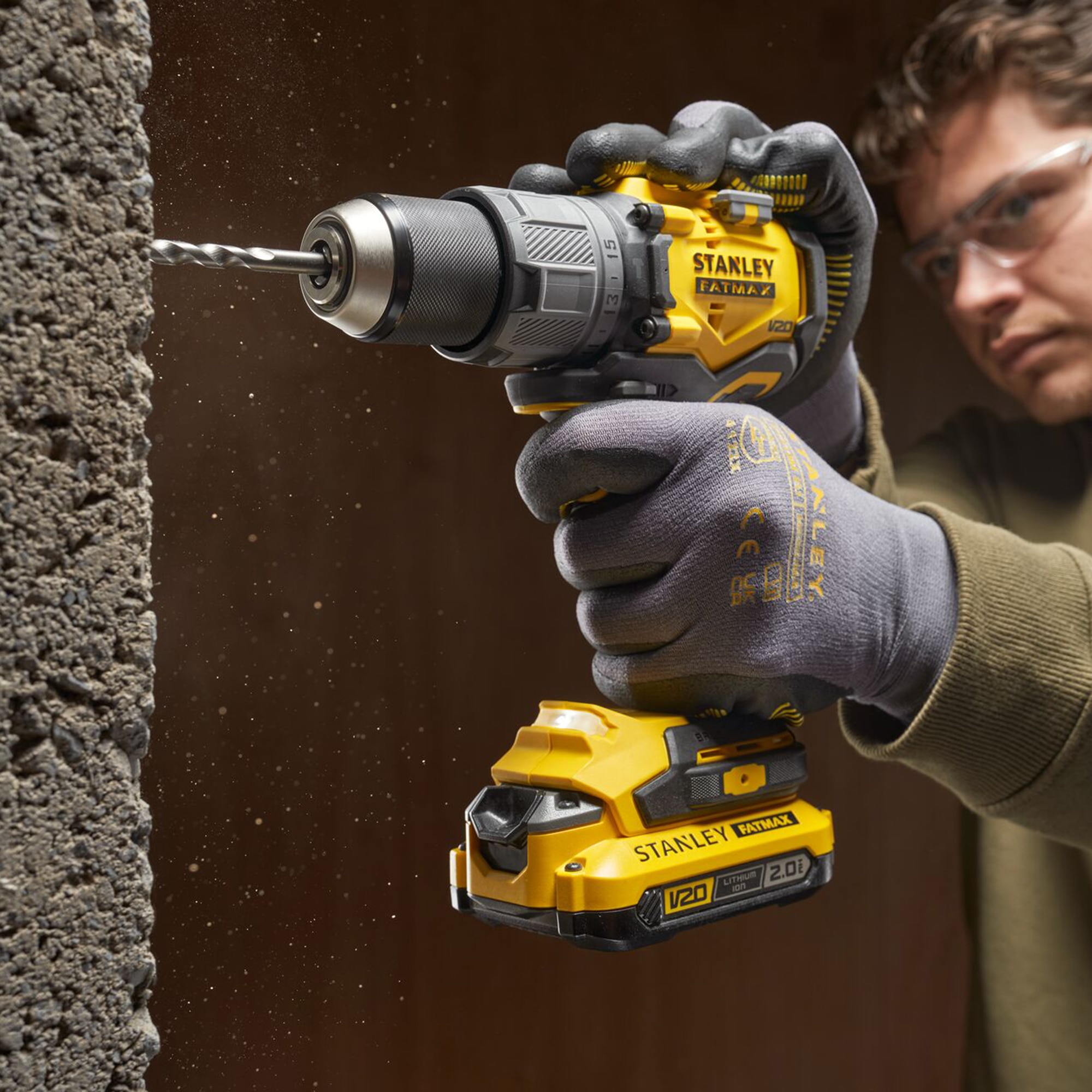 Taladro Percutor Stanley Brushless 18V 2x2 Ah Amarillo / Negro-6