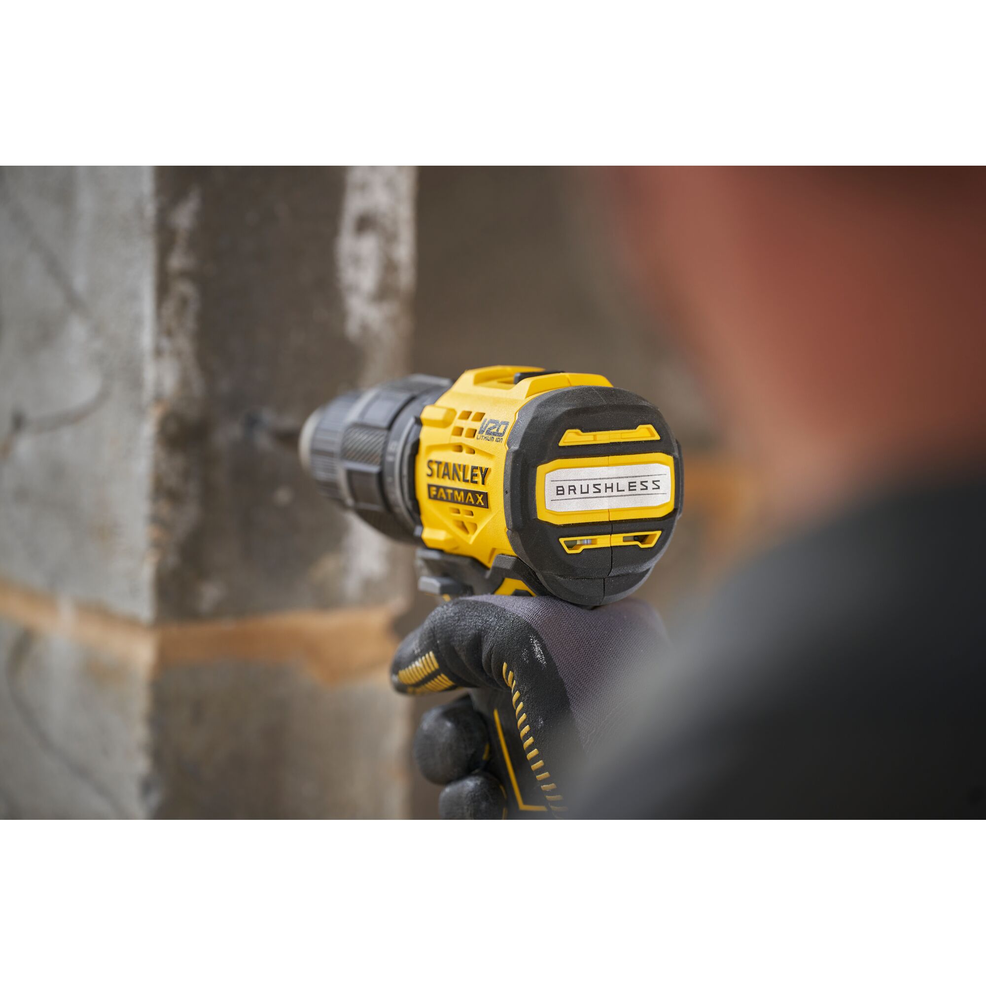 Taladro Percutor Stanley Brushless 18V sin batería Amarillo / Negro-5