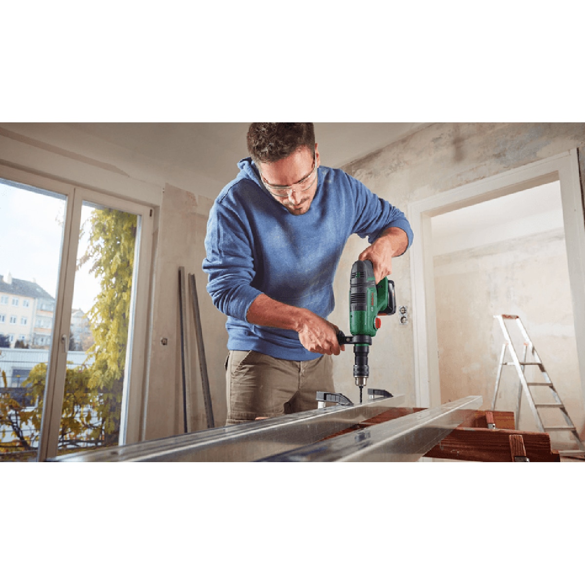 Martillo Perforador a Batería UniversalHammer 18V Verde / Negro-7