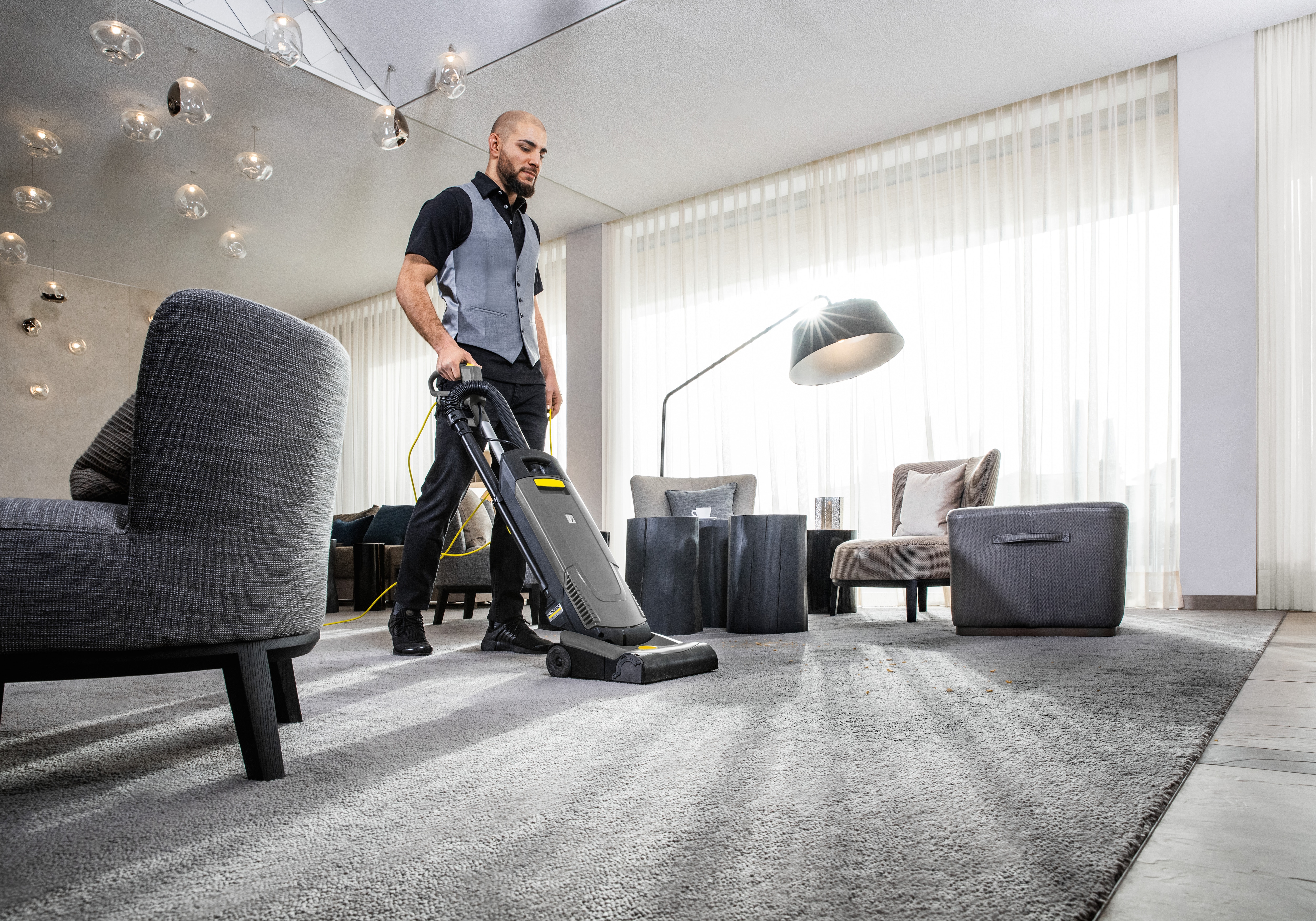 Aspirador Vertical Con Cepillo Para Alfombras Y Moquetas CV 30/1 Gris-4