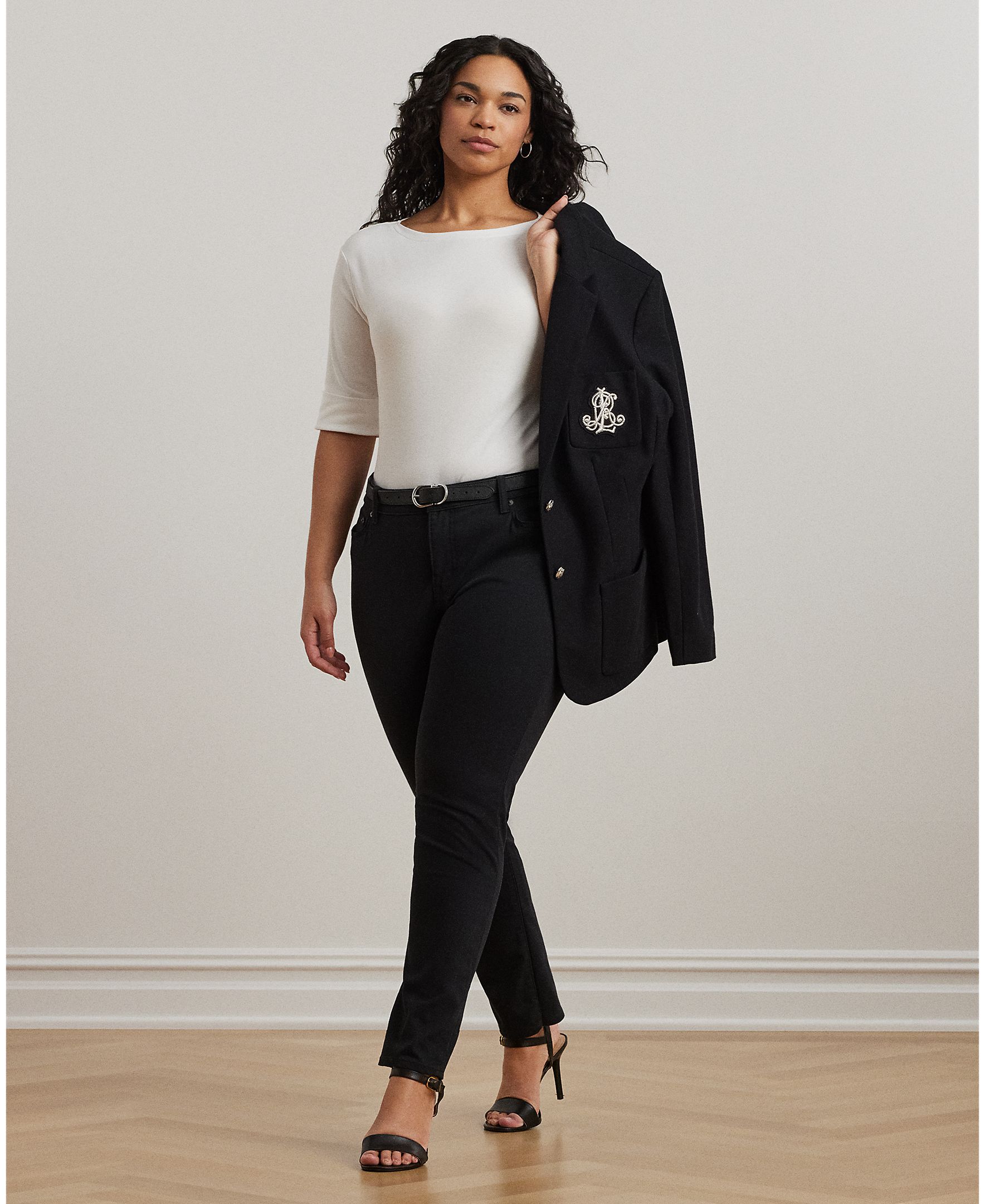 T-shirt com Decote à Barco Branco-5