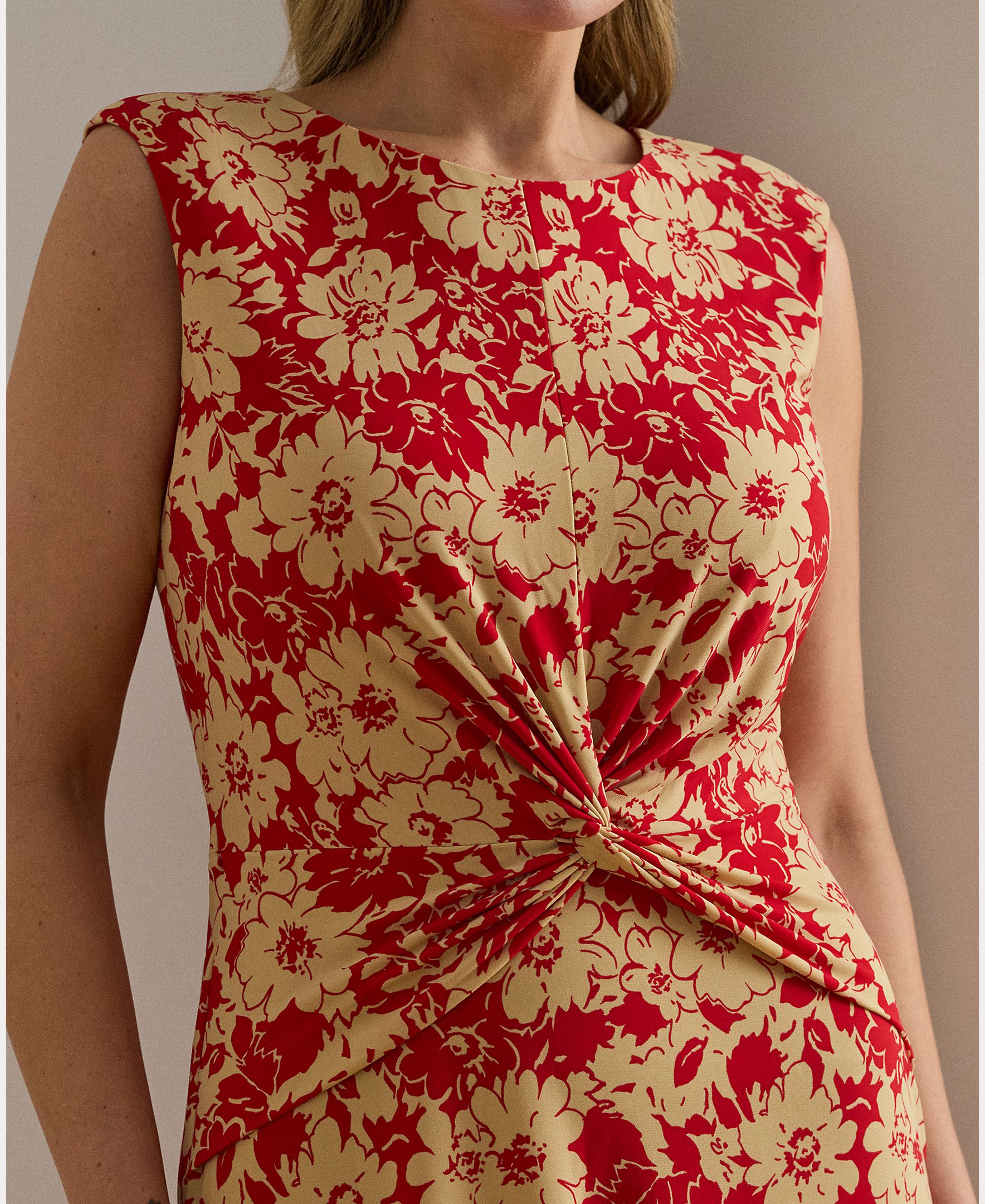Vestido Cruzado de Malha com Estampado Vermelho-4