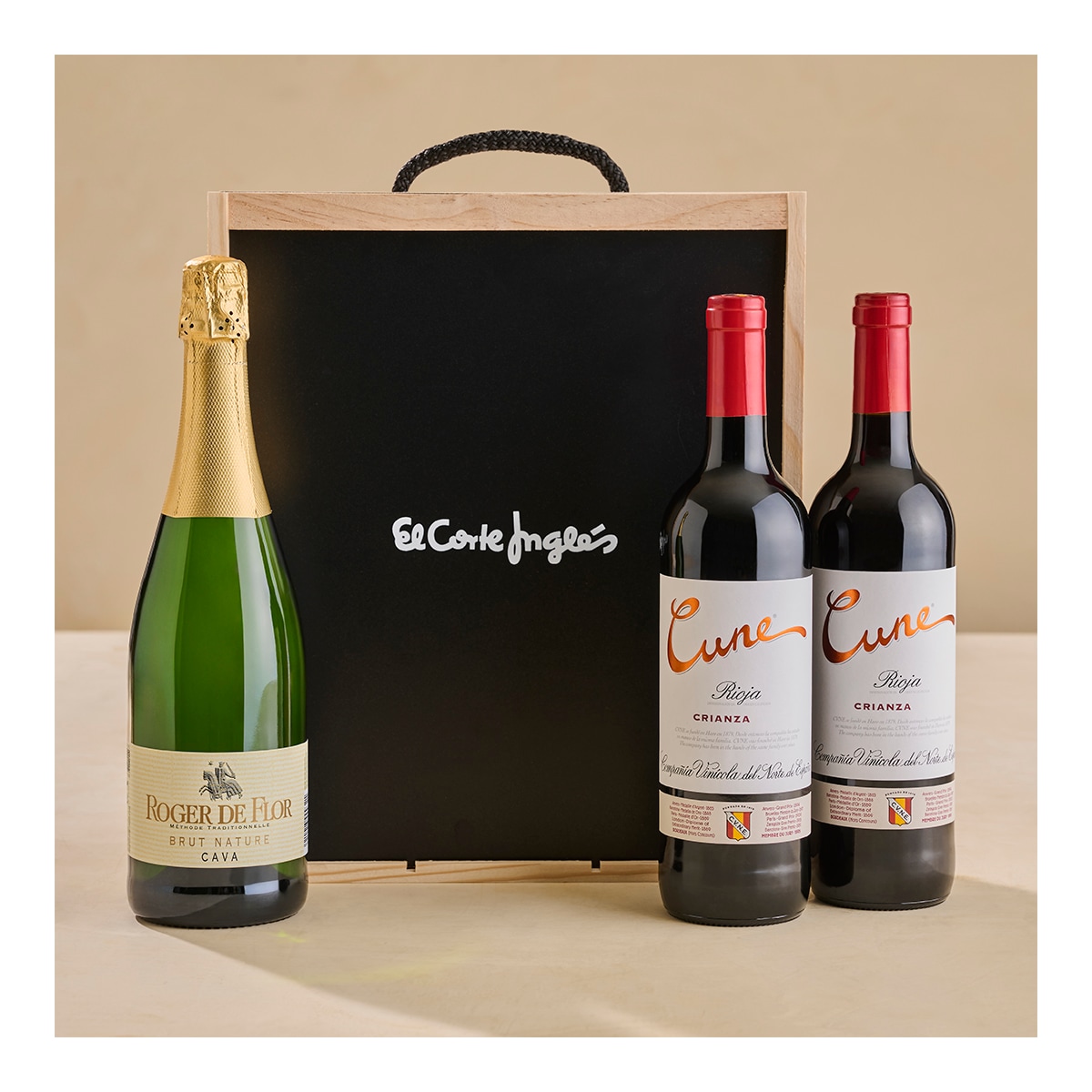 Caja de vino 1 | Vinos Rioja crianza Cune y cava brut Roger de Flor 1