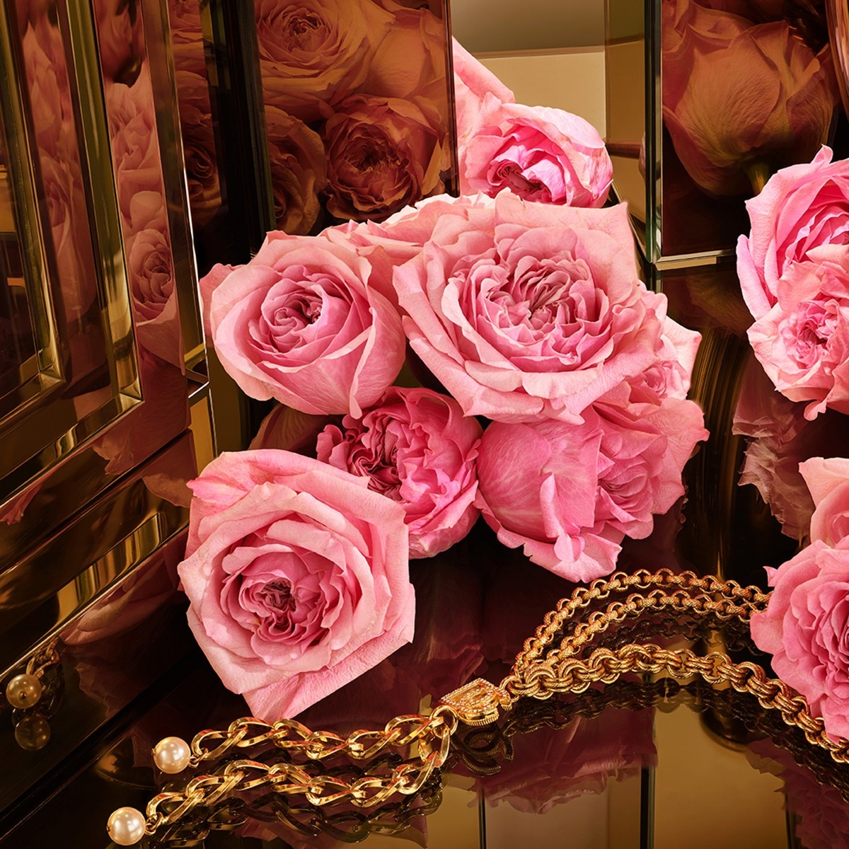 The One Gold Eau de Parfum Intense 3