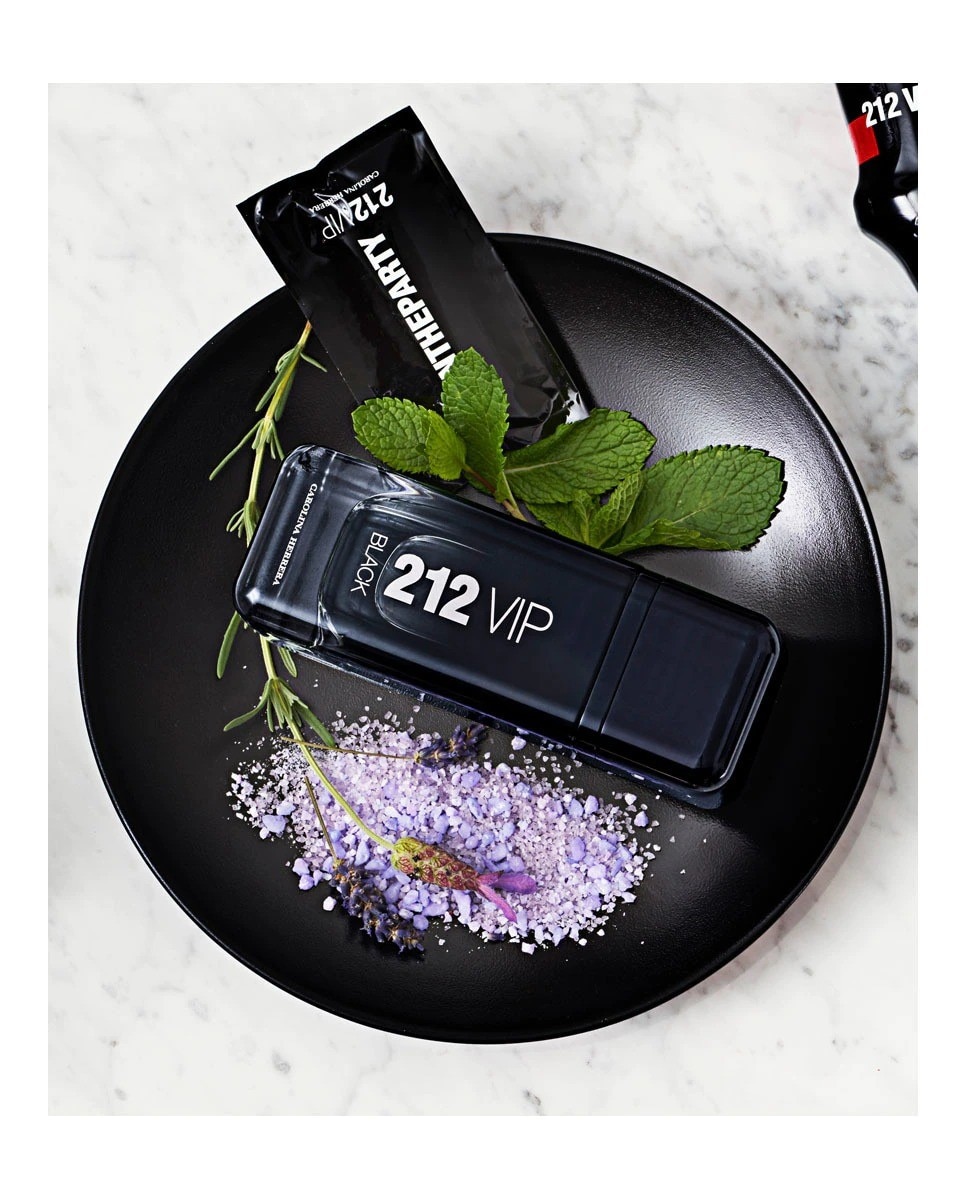 212 VIP Black Eau de Parfum 3