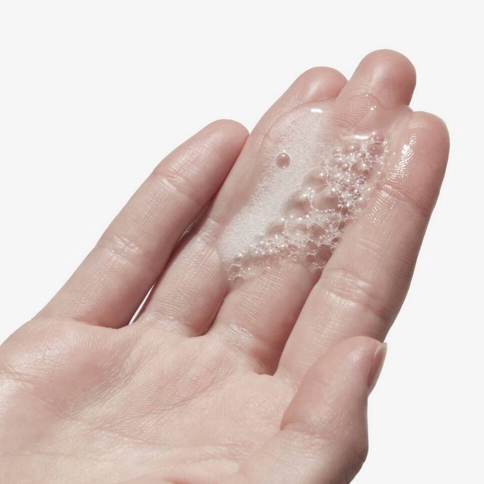 Ultra Facial Cleanser 3