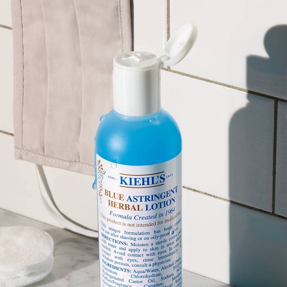 Blue Astringent Herbal Lotion - 250 ml 2