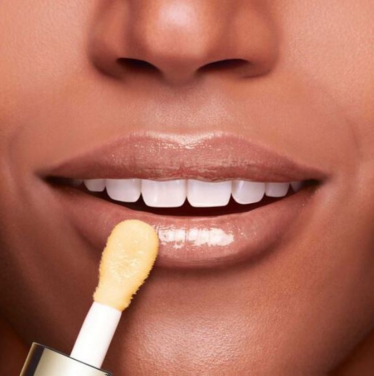 Lip Comfort Oil - 7 ml 01 Honey-5