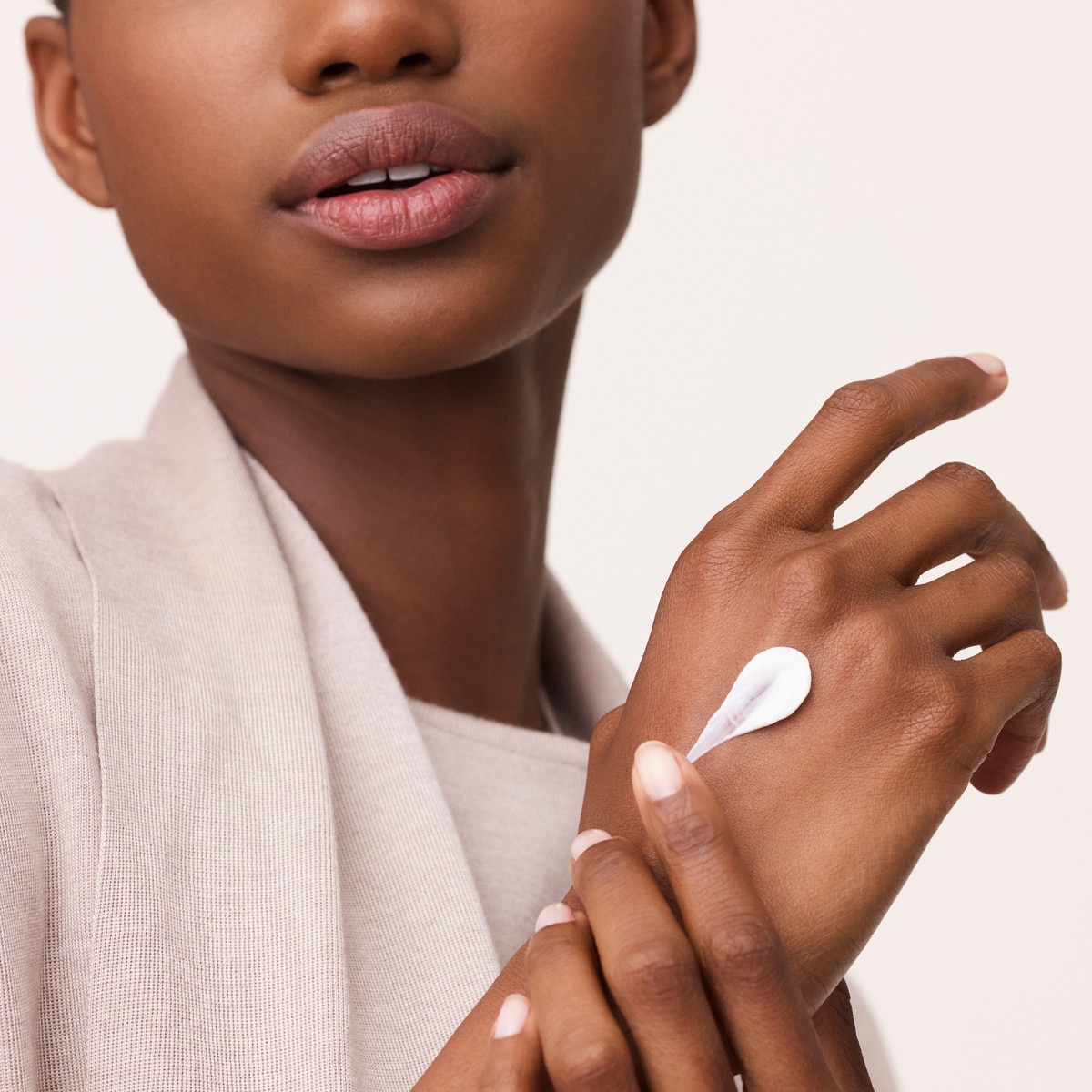 Creme Cuidado Completo de Mãos Les Mains Hermès 2