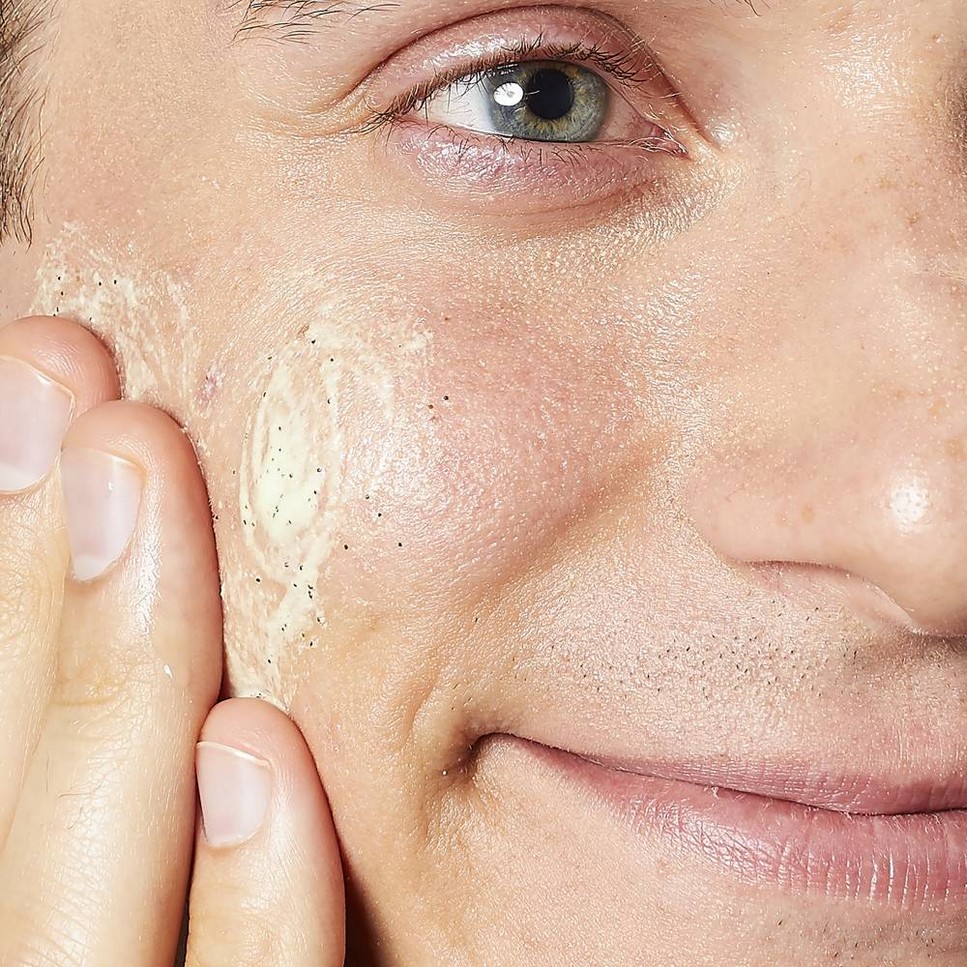Facial Fuel Energizing Scrub - 100 ml 3