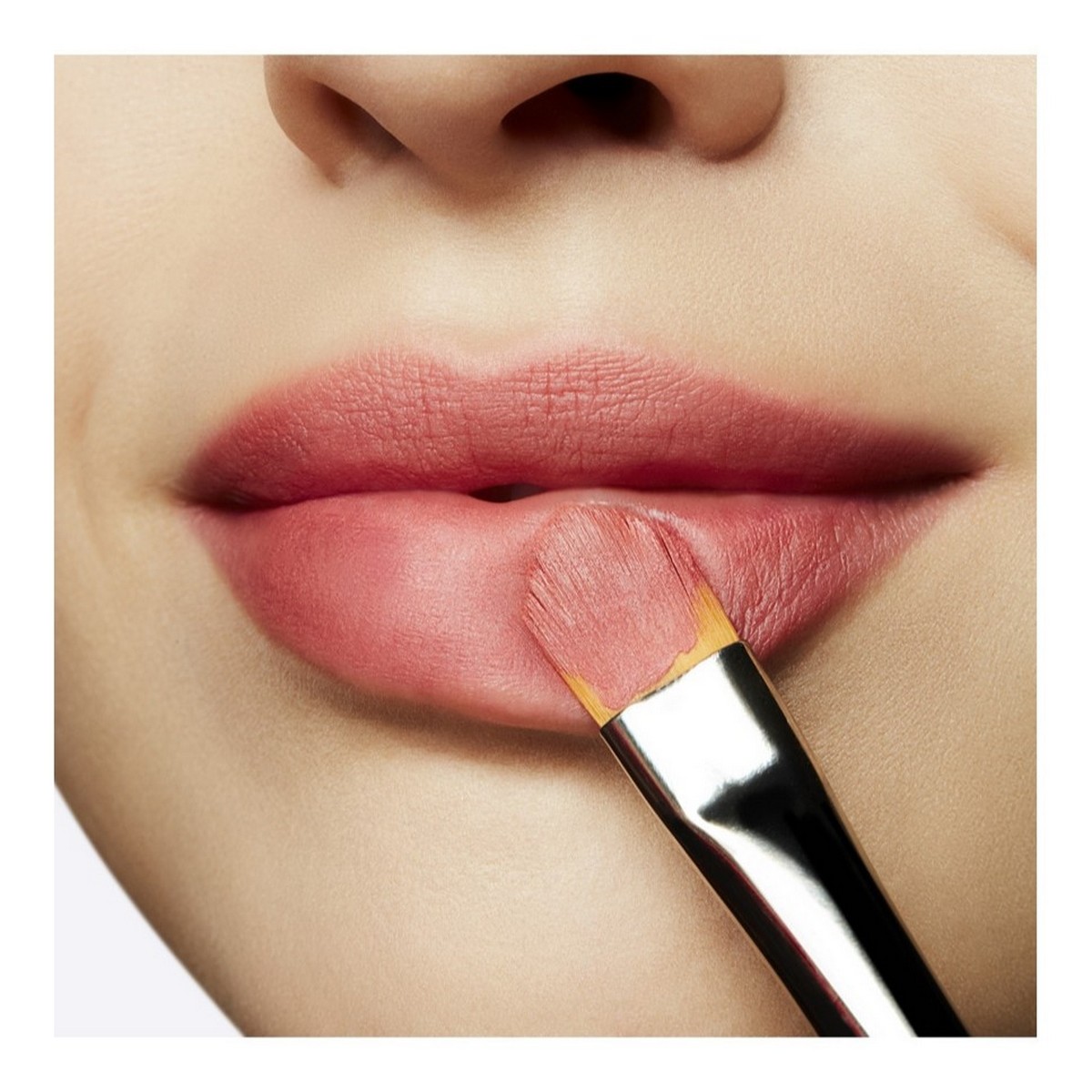 Batom Powder Kiss - 3 g Sheer Outrage-6